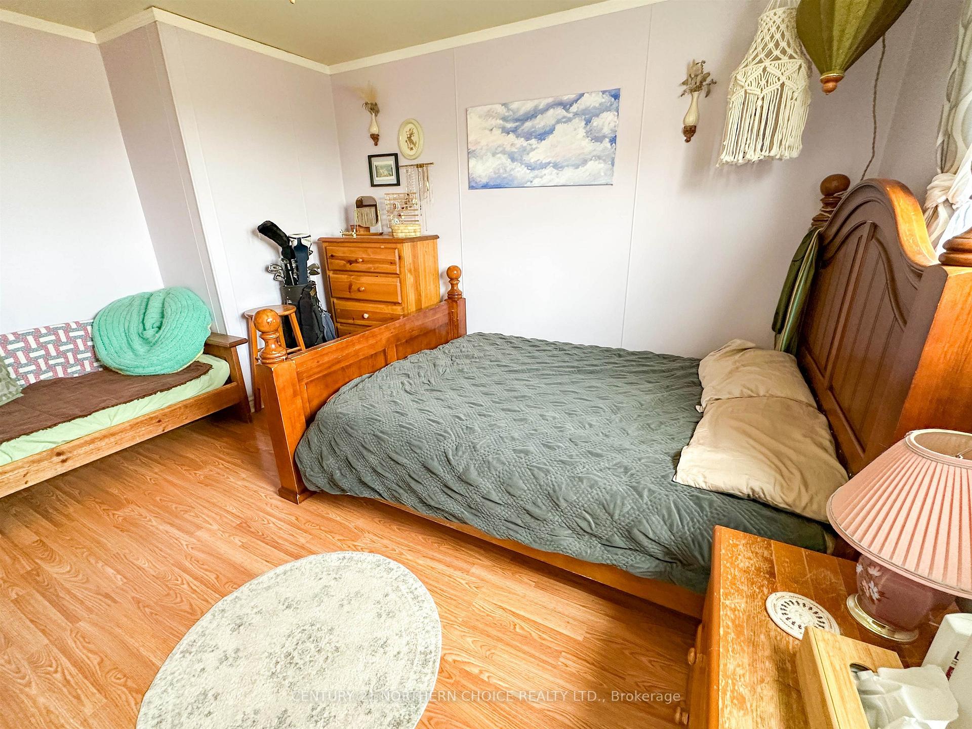 Photo 11 of 92 Lassie Road, Red Lake — HOMEH