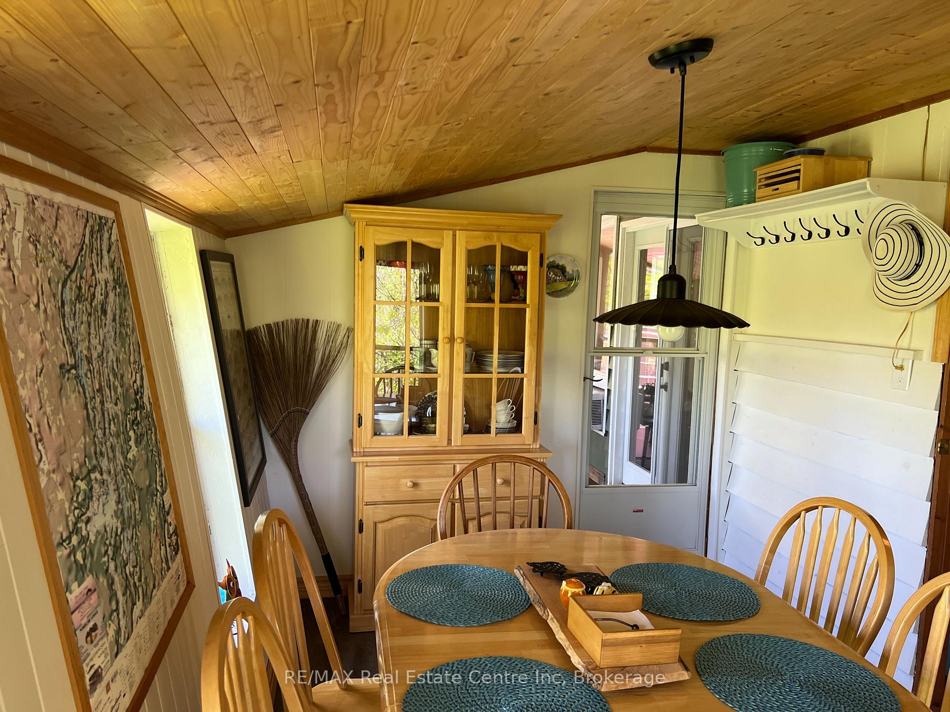 Photo 11 of 30 Pine Cone Lane, Frontenac, Frontenac South — HOMEH