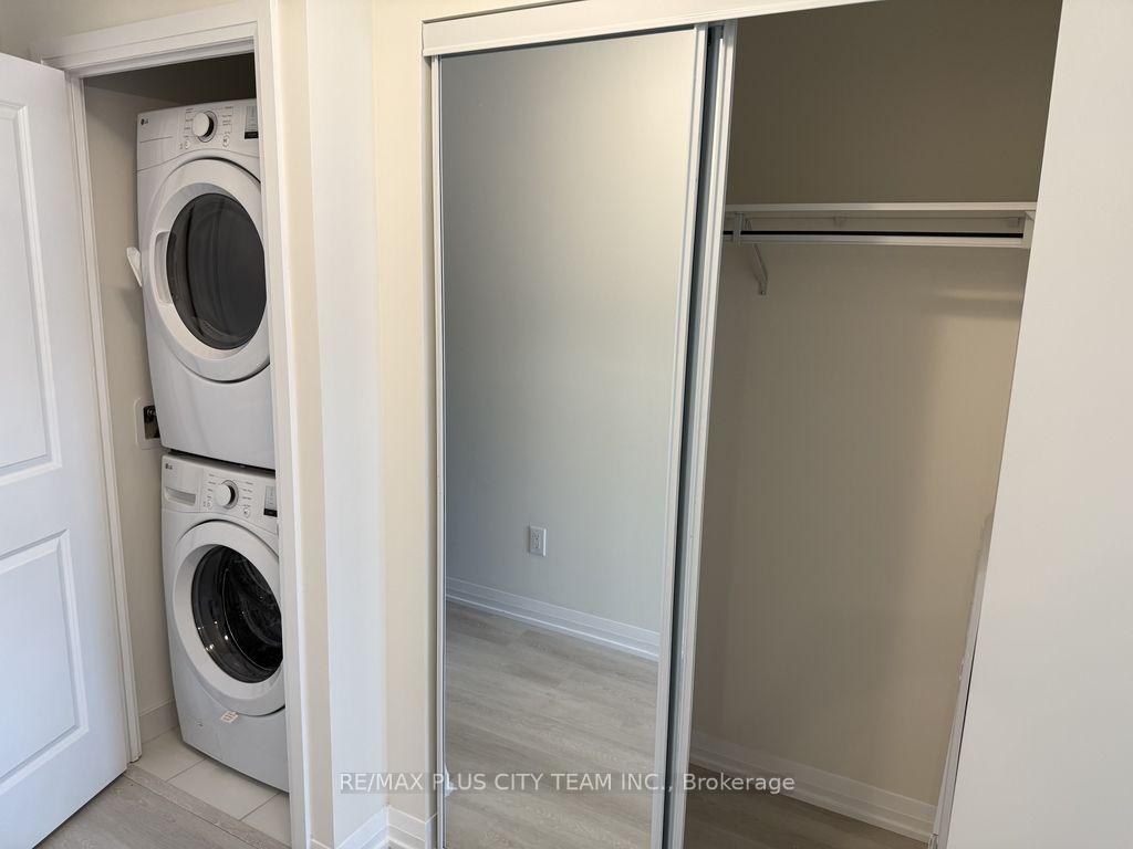 Photo 11 of Unit 1308, 3260 Sheppard Avenue E, Scarborough, Tam O'Shanter-Sullivan — HOMEH