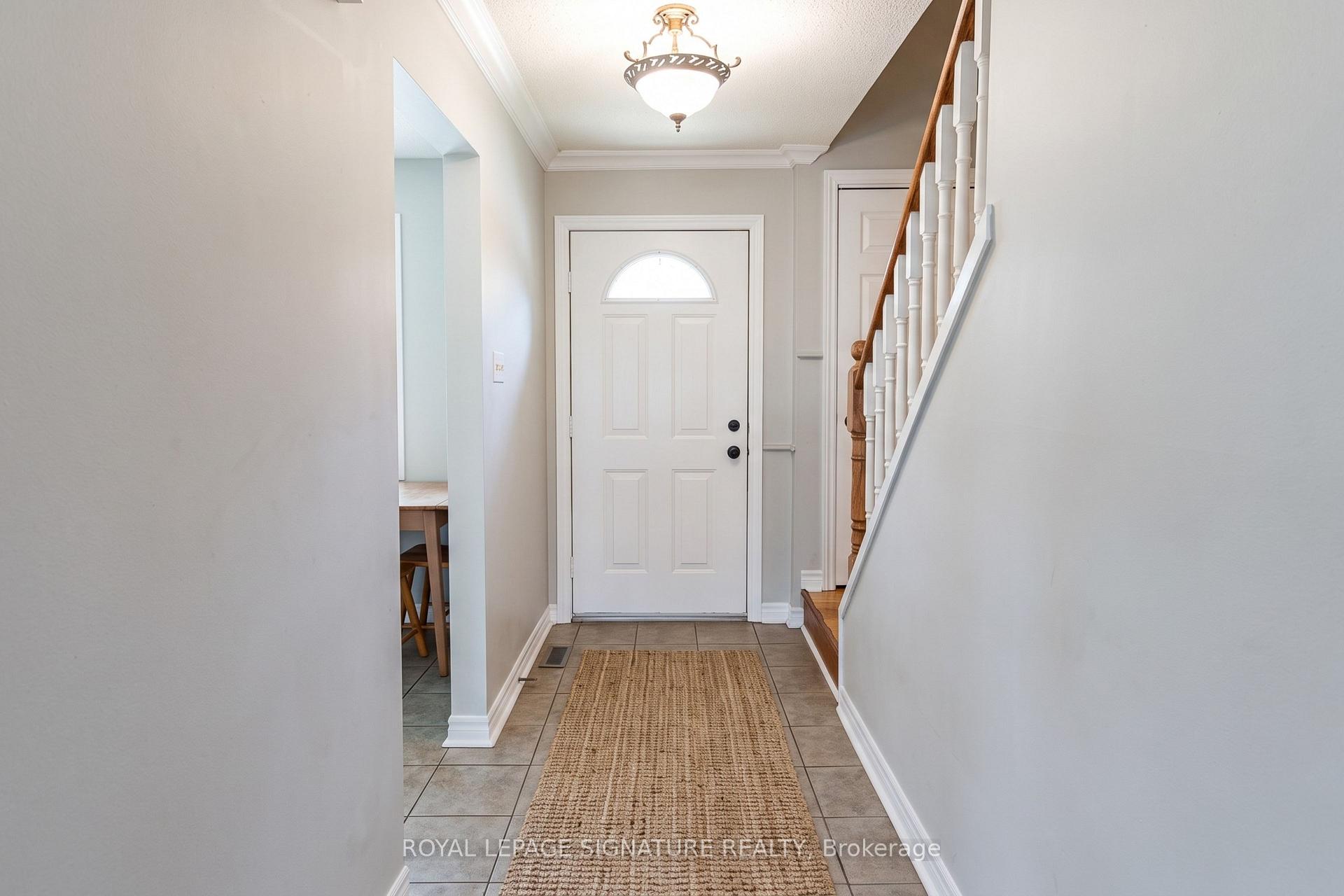 Photo 2 of Unit 41, 98 Falconer Drive, Mississauga, Streetsville — HOMEH