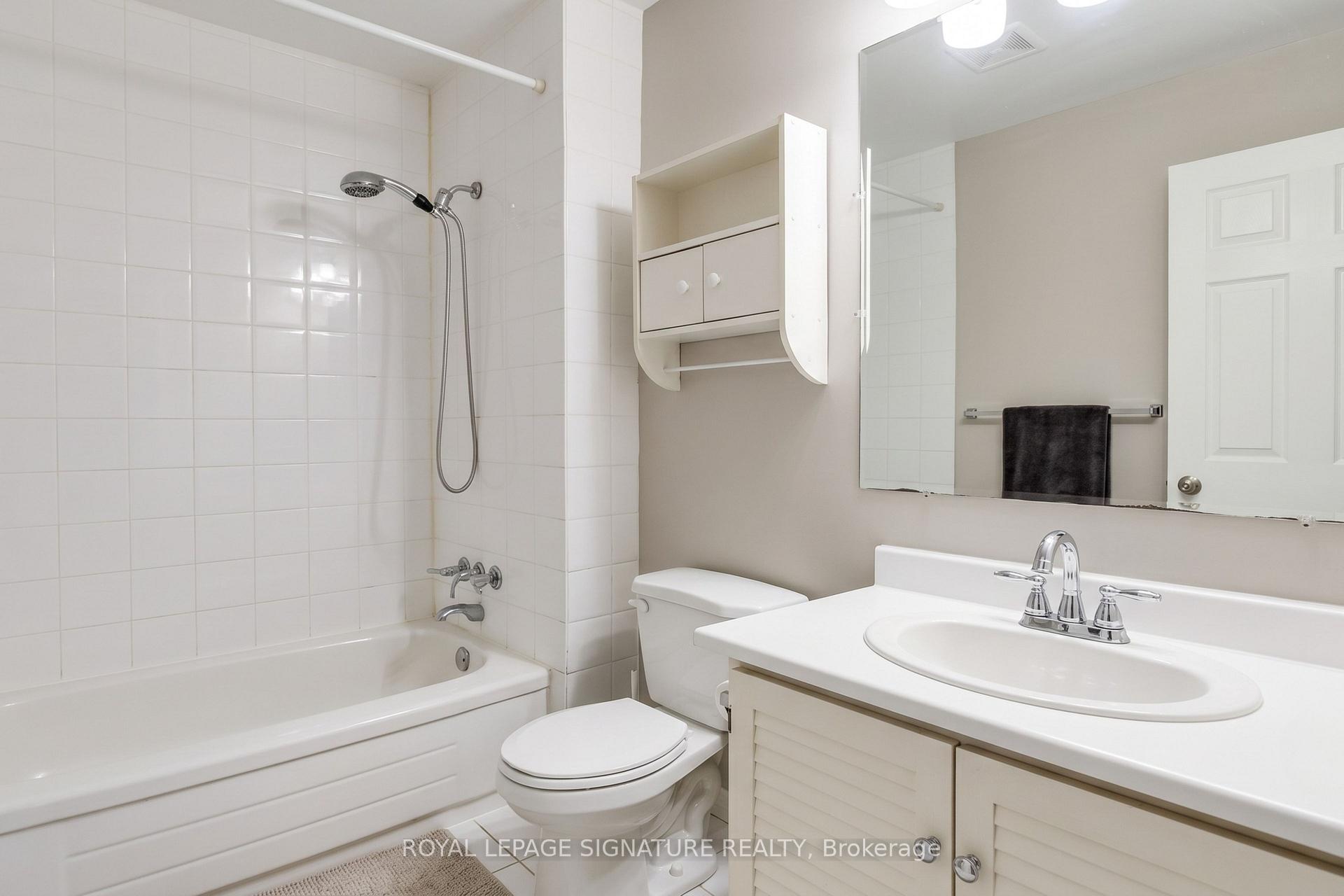 Photo 9 of Unit 41, 98 Falconer Drive, Mississauga, Streetsville — HOMEH