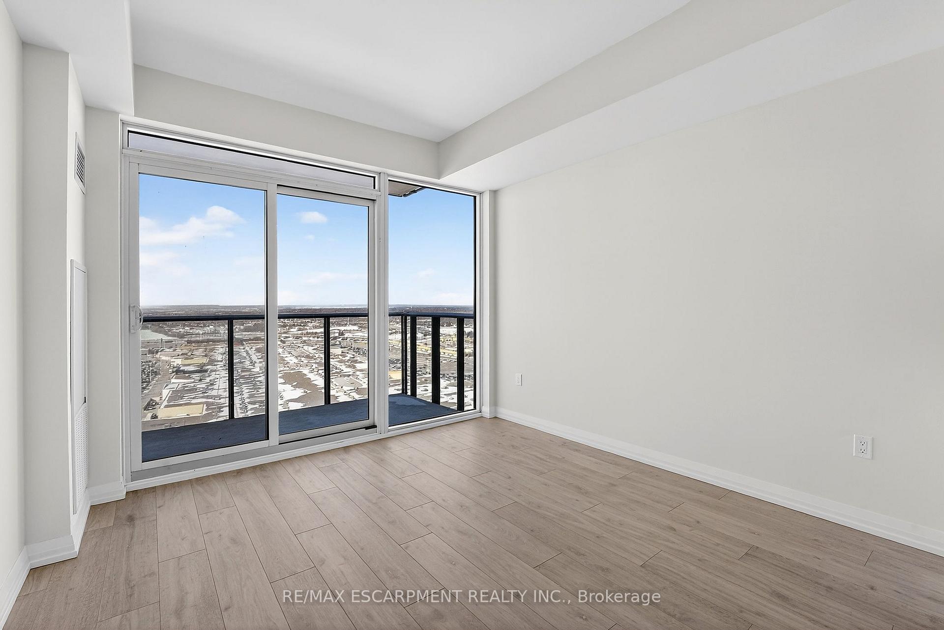 Photo 9 of Unit 2408, 27 Korda Gate, Vaughan, Vellore Village — HOMEH