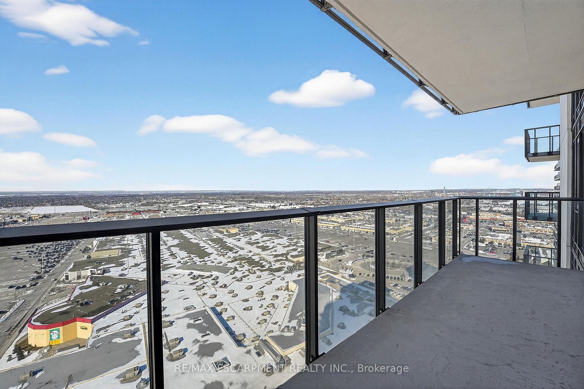 Photo 14 of Unit 2408, 27 Korda Gate, Vaughan, Vellore Village — HOMEH