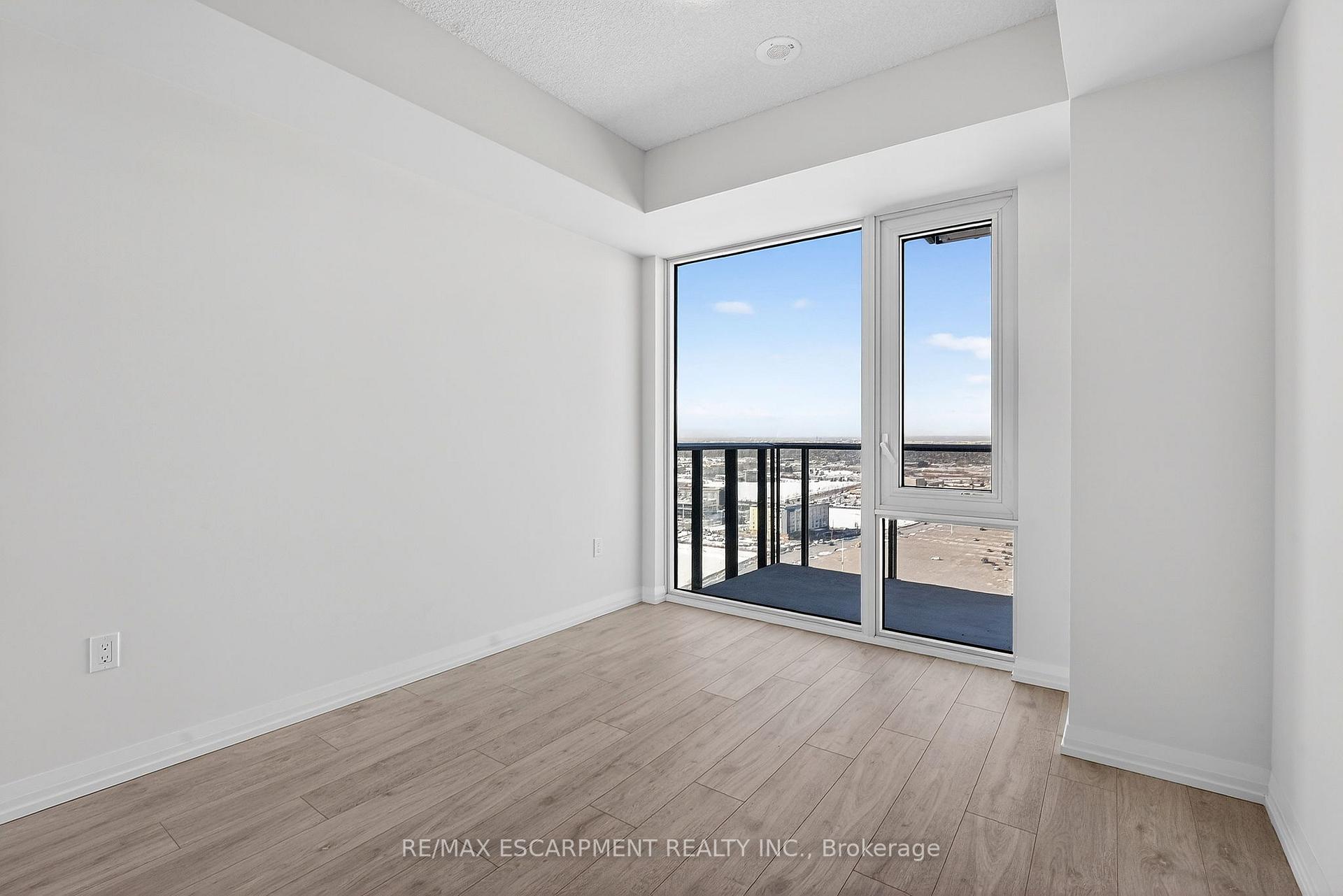 Photo 22 of Unit 2408, 27 Korda Gate, Vaughan, Vellore Village — HOMEH
