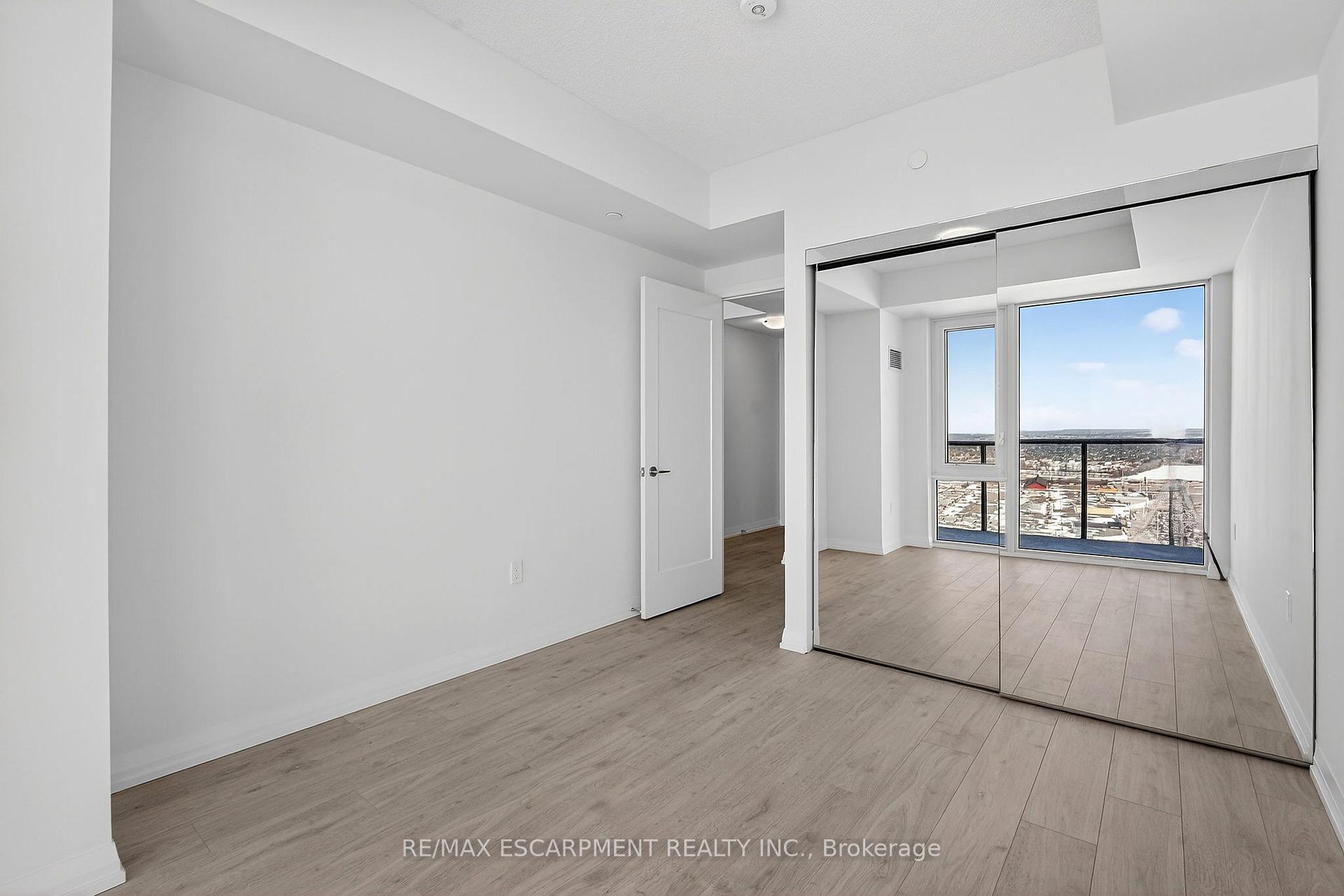 Photo 23 of Unit 2408, 27 Korda Gate, Vaughan, Vellore Village — HOMEH