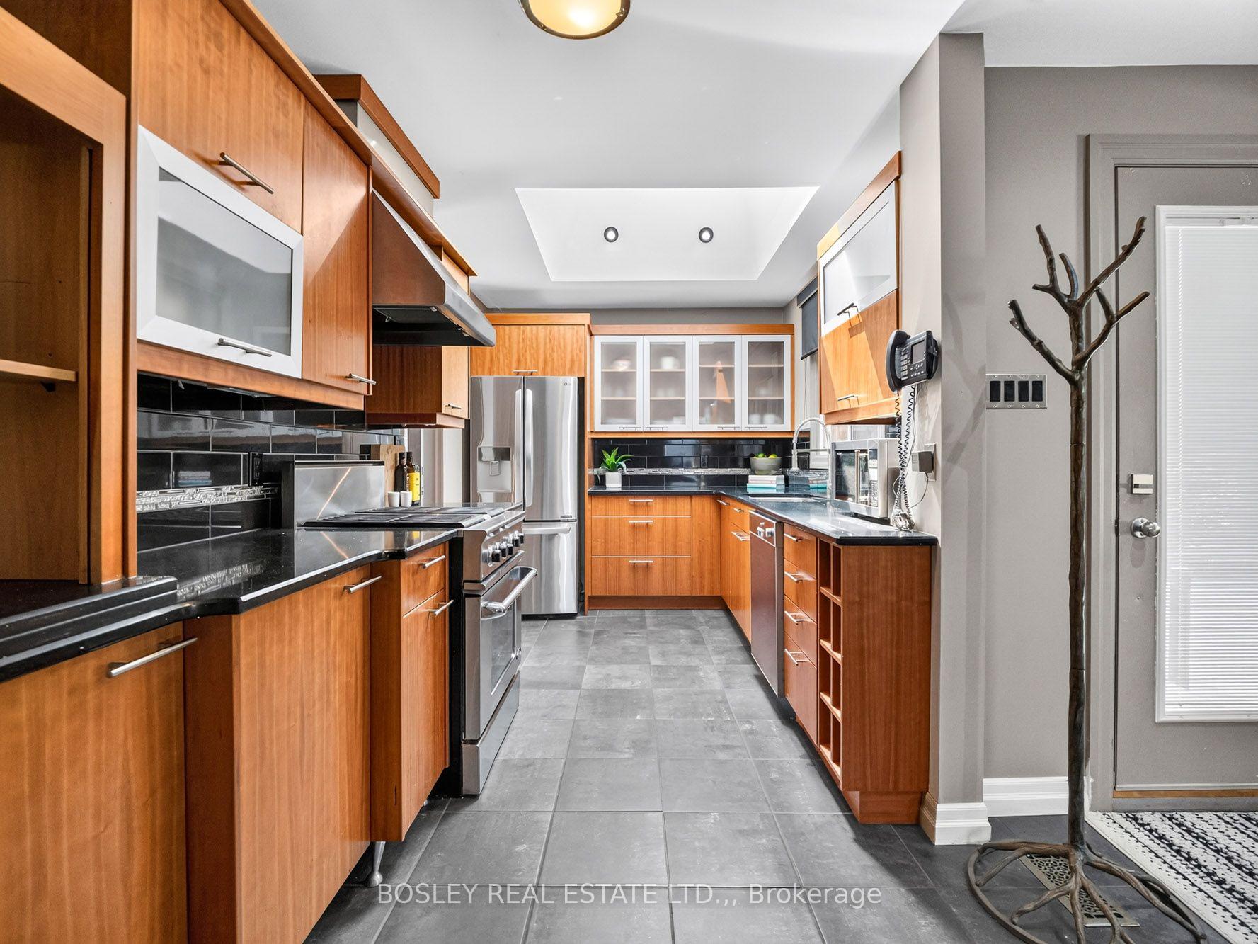 Photo 11 of 6 Samuel Court, St. Catharines, Lakeshore — HOMEH