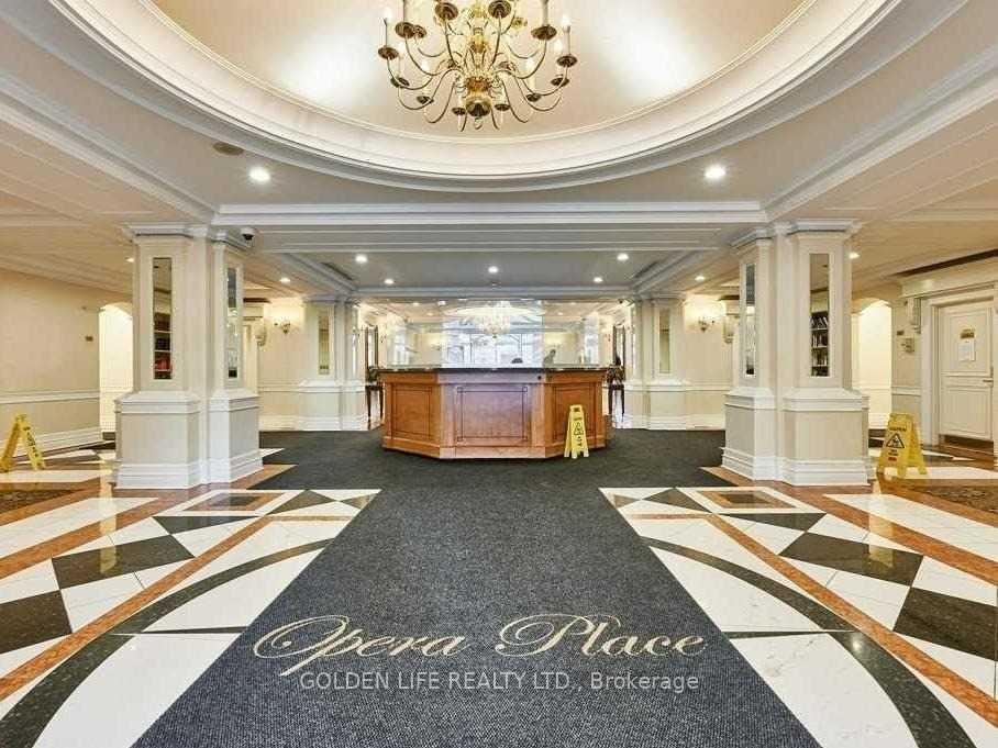 Front of Unit 205, 889 Bay Street