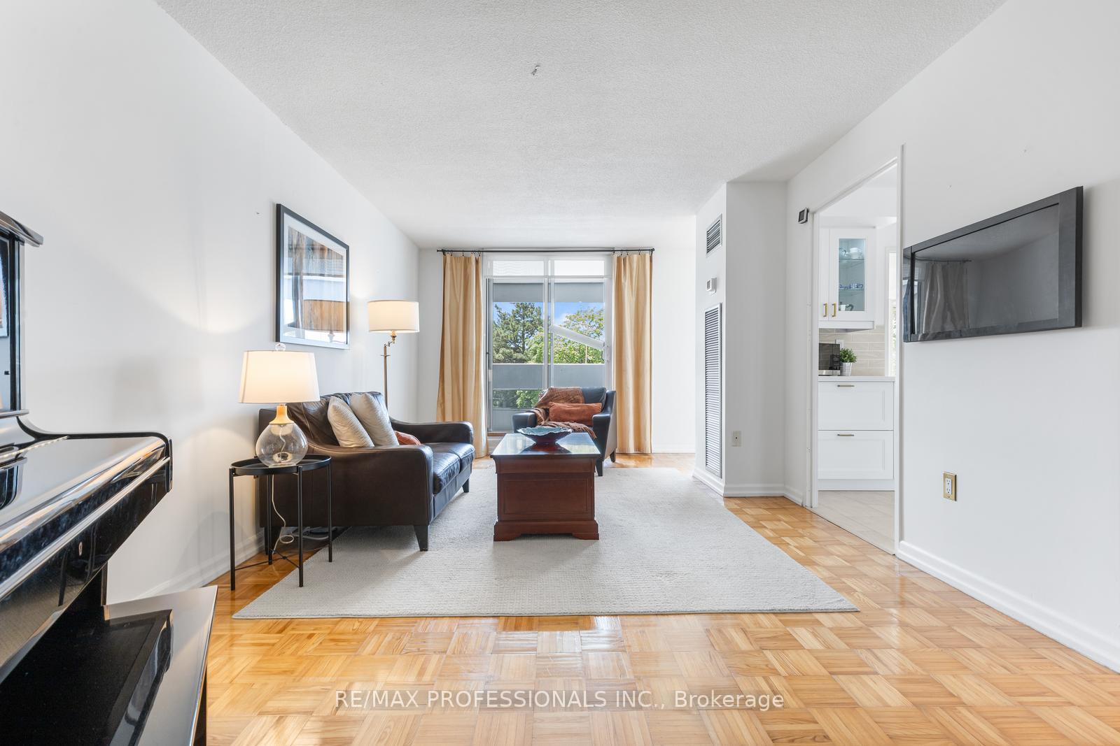 Photo 4 of Unit 406, 475 The West Mall, Etobicoke, Etobicoke West Mall — HOMEH