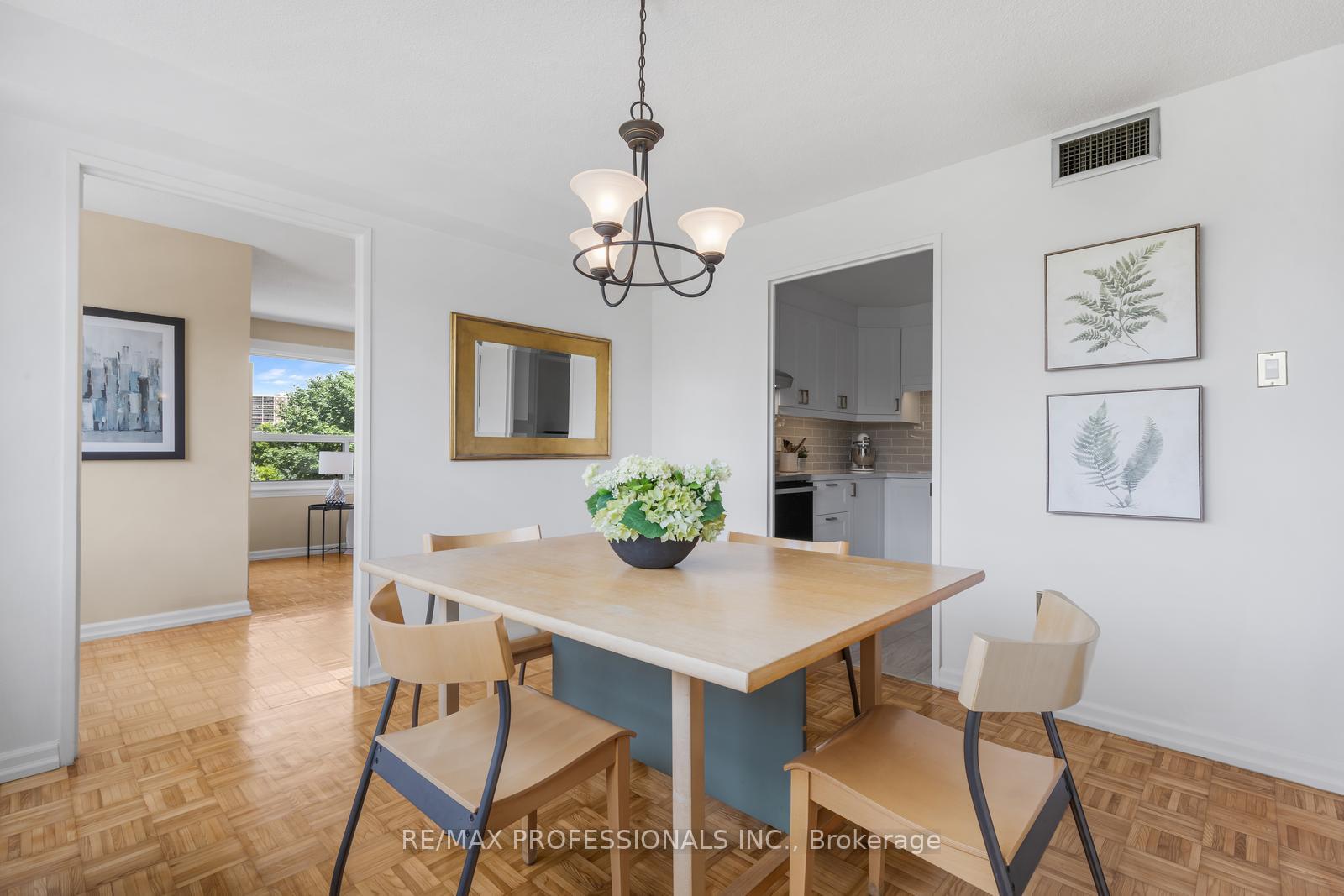 Photo 15 of Unit 406, 475 The West Mall, Etobicoke, Etobicoke West Mall — HOMEH