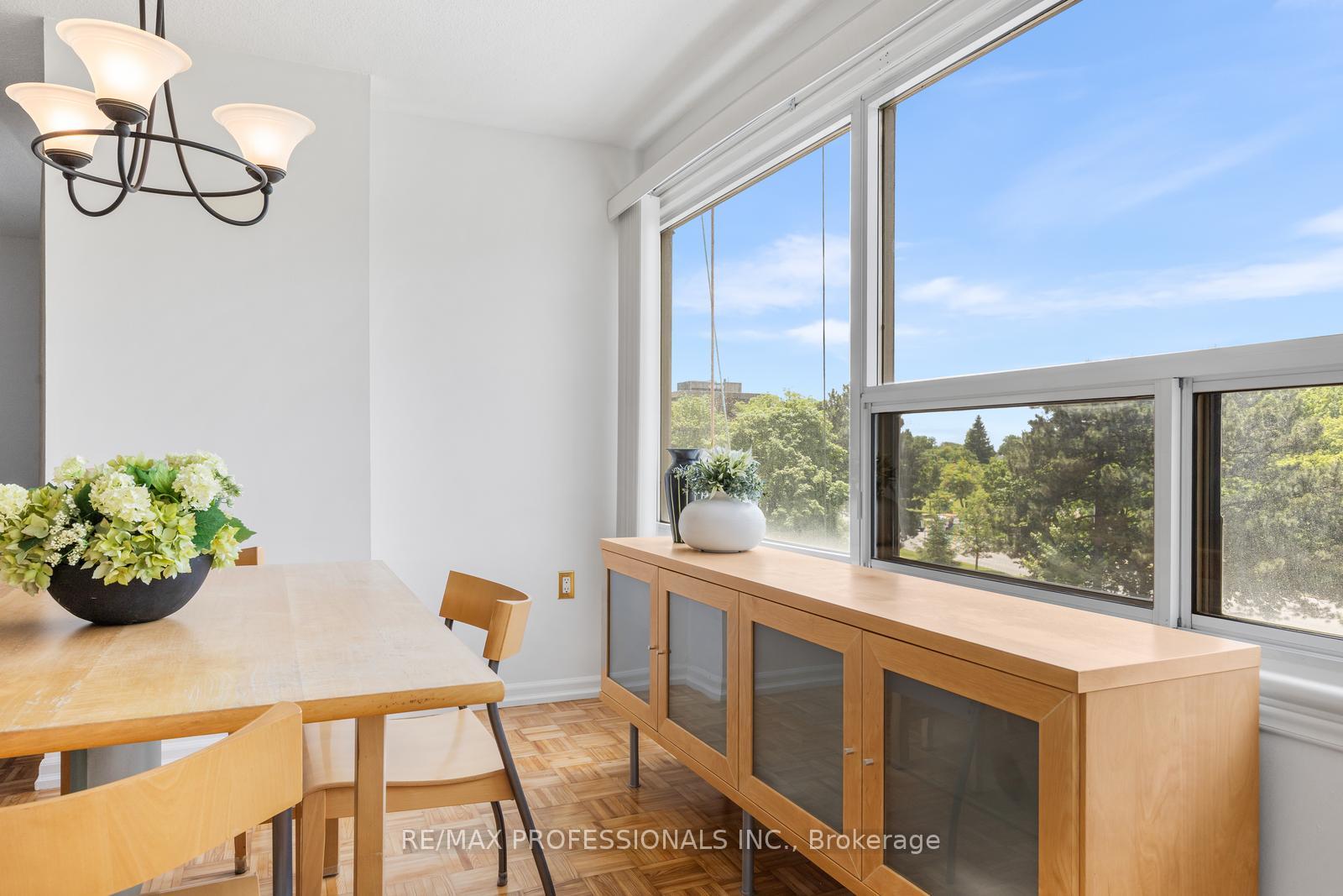 Photo 16 of Unit 406, 475 The West Mall, Etobicoke, Etobicoke West Mall — HOMEH