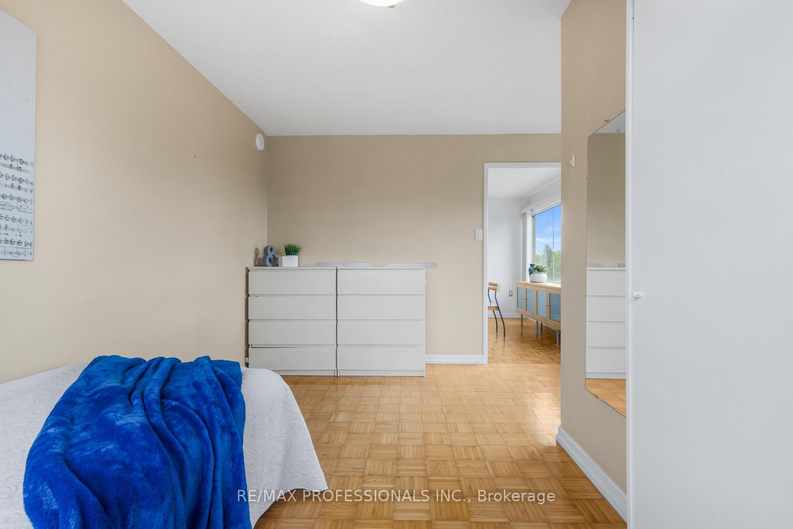 Photo 19 of Unit 406, 475 The West Mall, Etobicoke, Etobicoke West Mall — HOMEH