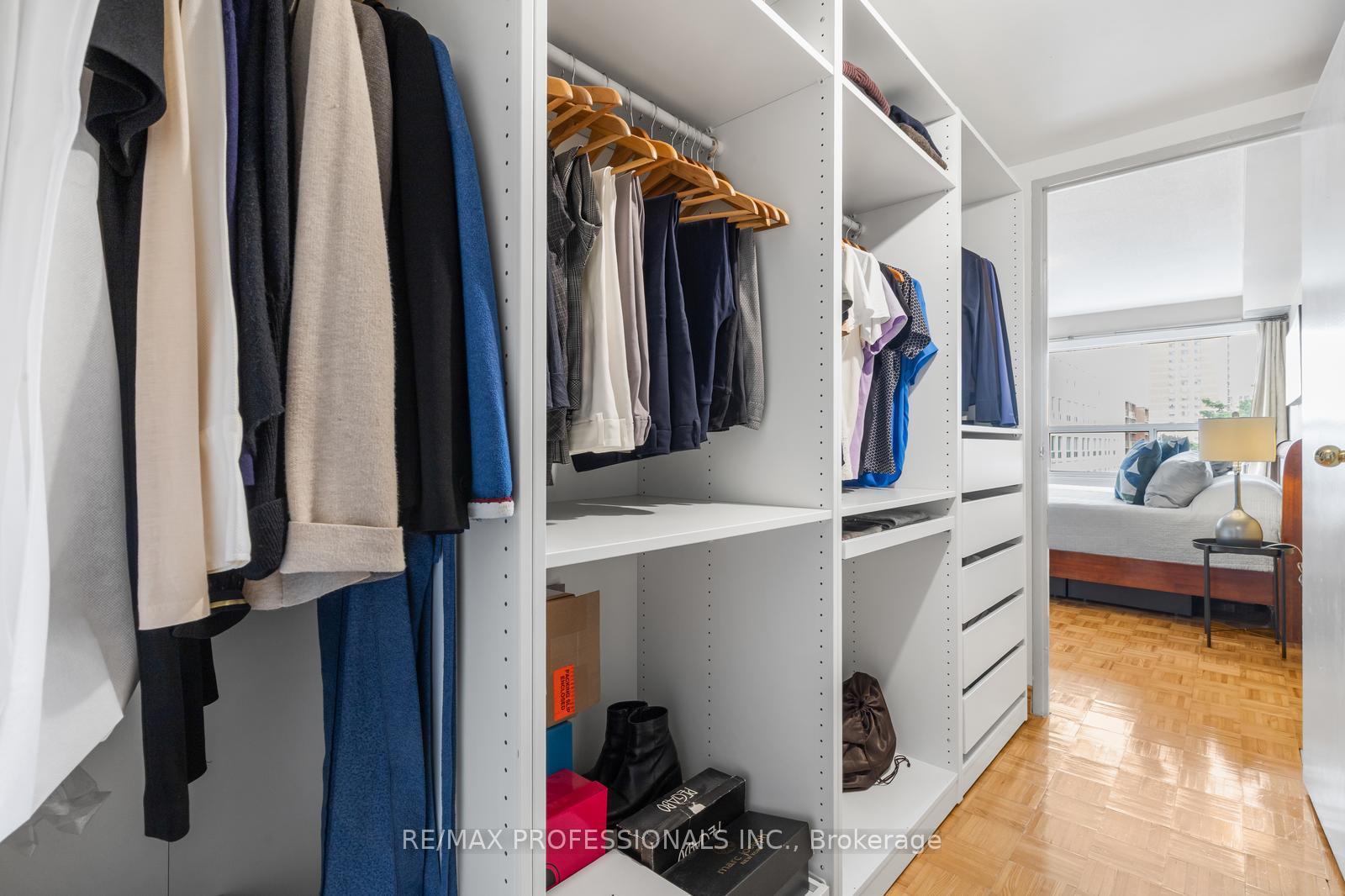 Photo 25 of Unit 406, 475 The West Mall, Etobicoke, Etobicoke West Mall — HOMEH