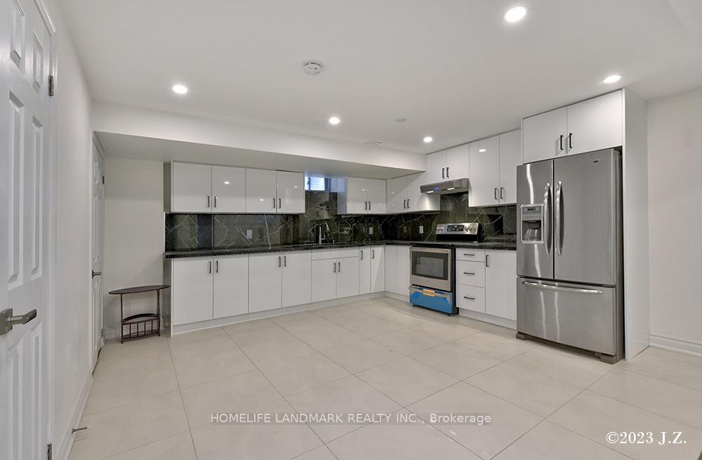 Photo 4 of 17 Elderslie Crescent, Vaughan, Kleinburg — HOMEH