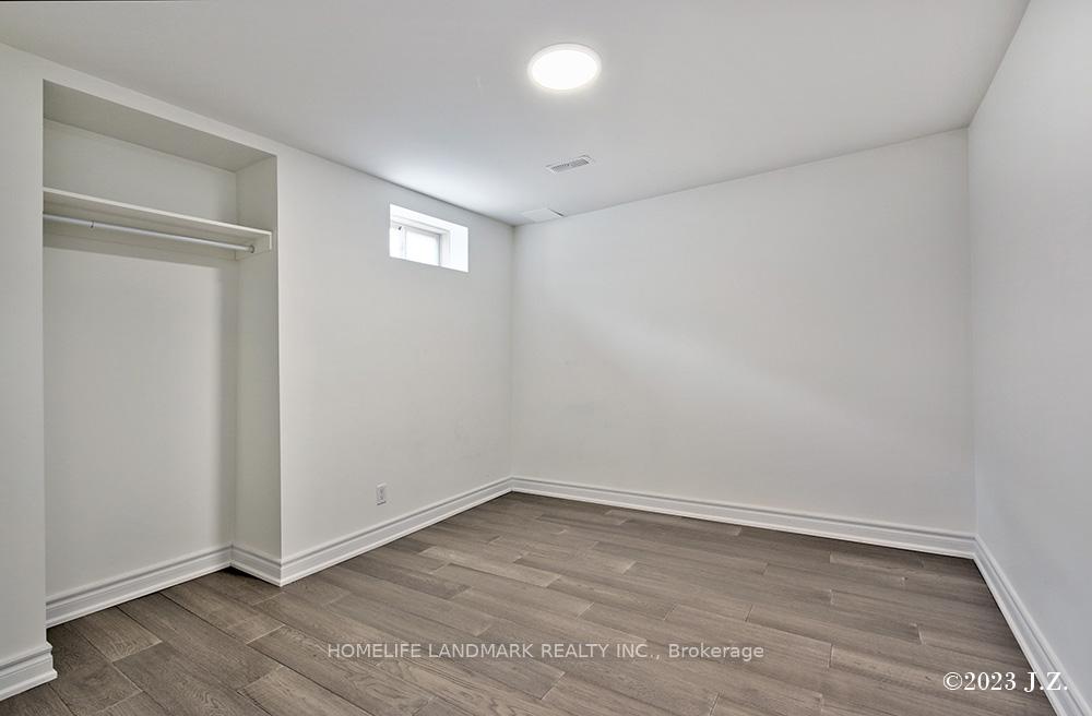 Photo 7 of 17 Elderslie Crescent, Vaughan, Kleinburg — HOMEH