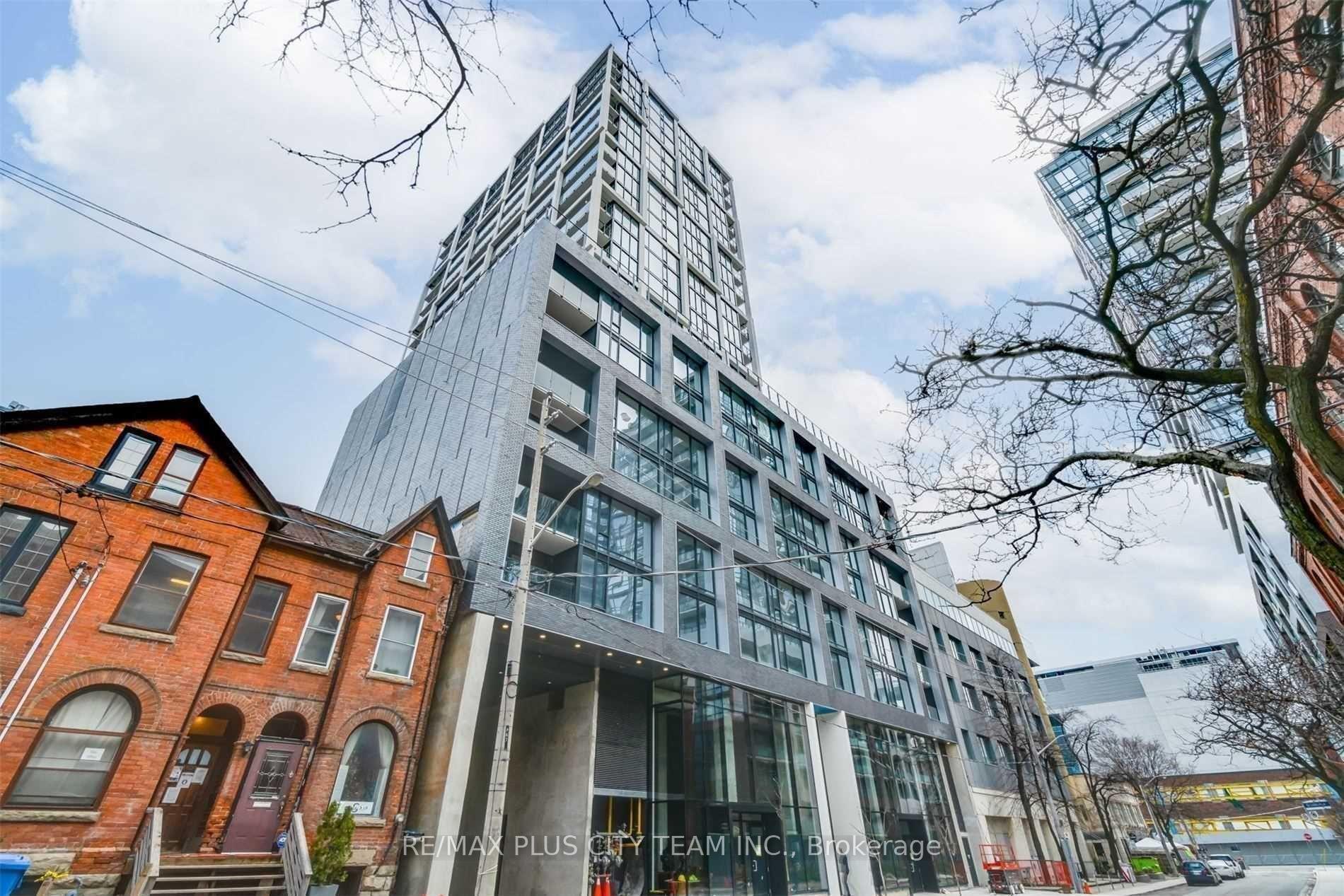 Front of Unit 906, 55 Ontario Street