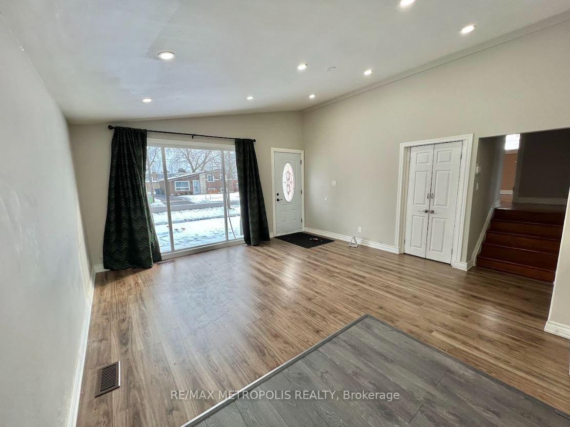 Photo 6 of Unit Main, 52 Benleigh Drive, Scarborough, Woburn — HOMEH