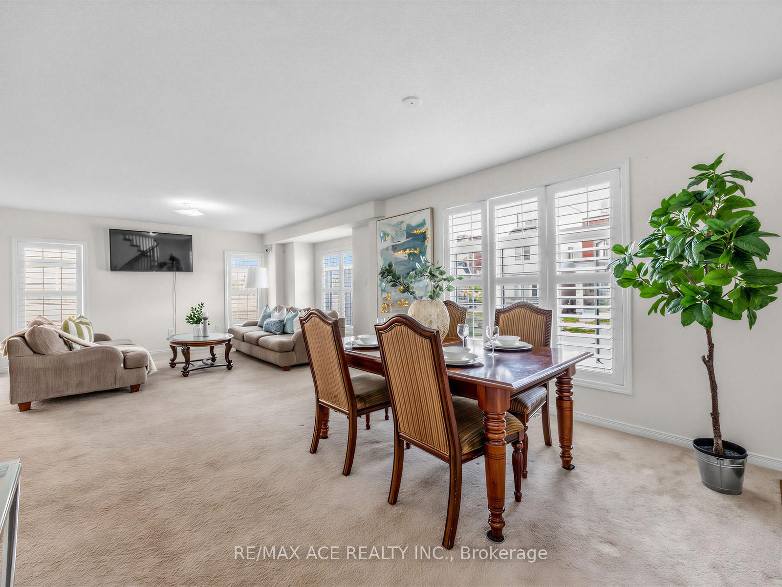 Photo 4 of 35 Turnerbury Avenue, Ajax, Central East — HOMEH