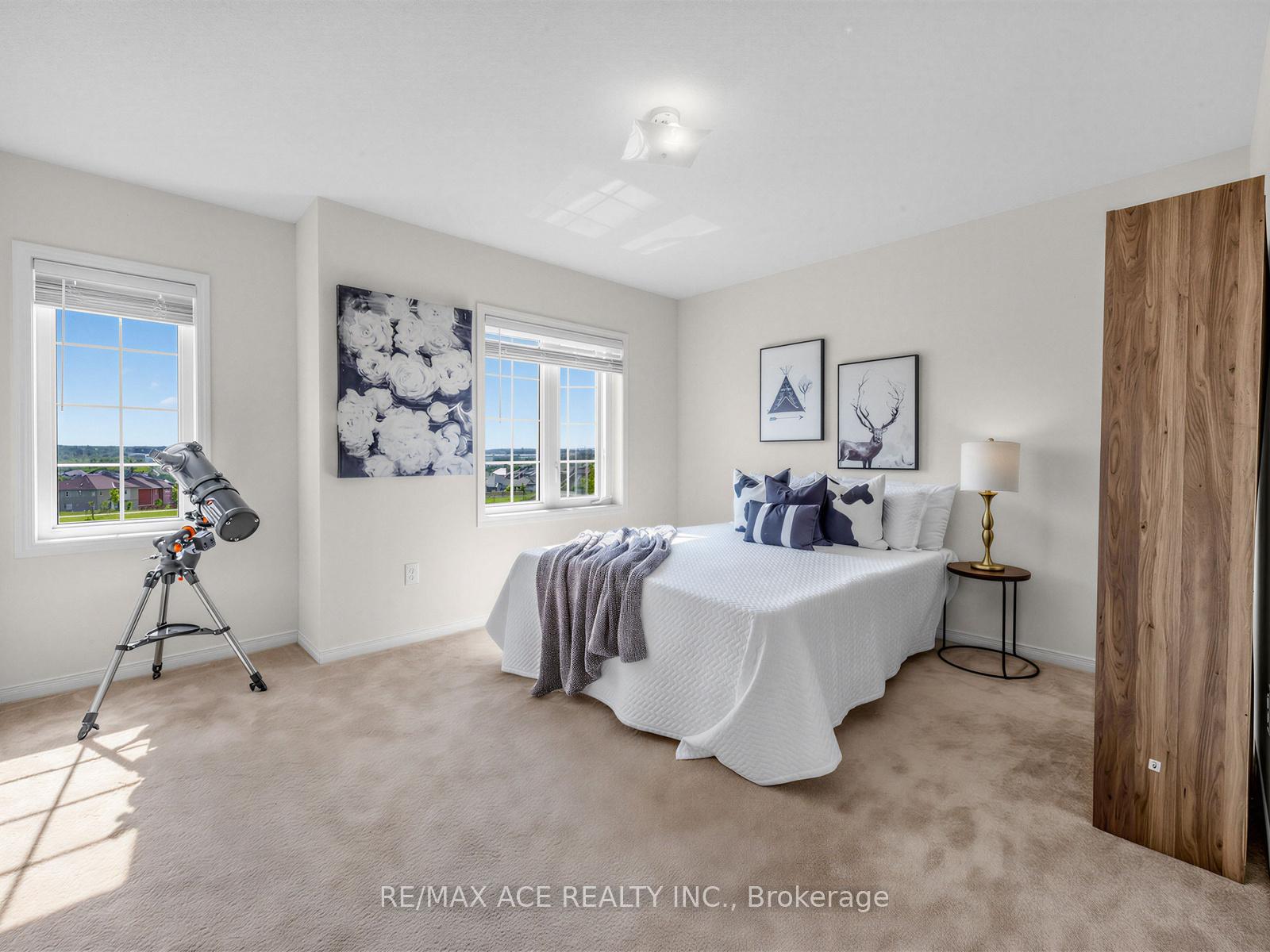 Photo 14 of 35 Turnerbury Avenue, Ajax, Central East — HOMEH