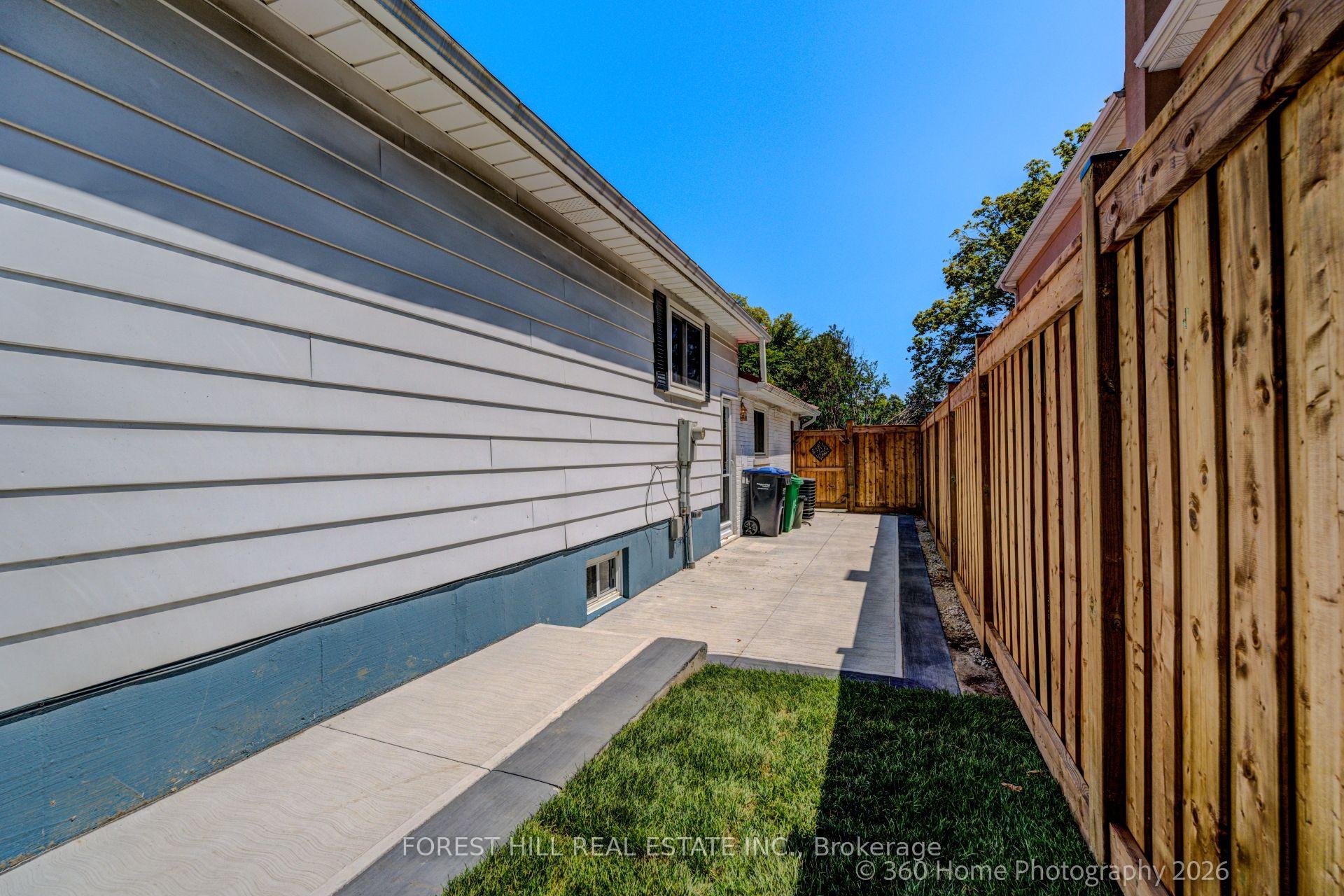Photo 53 of 3656 Haven Glen, Mississauga, Applewood — HOMEH