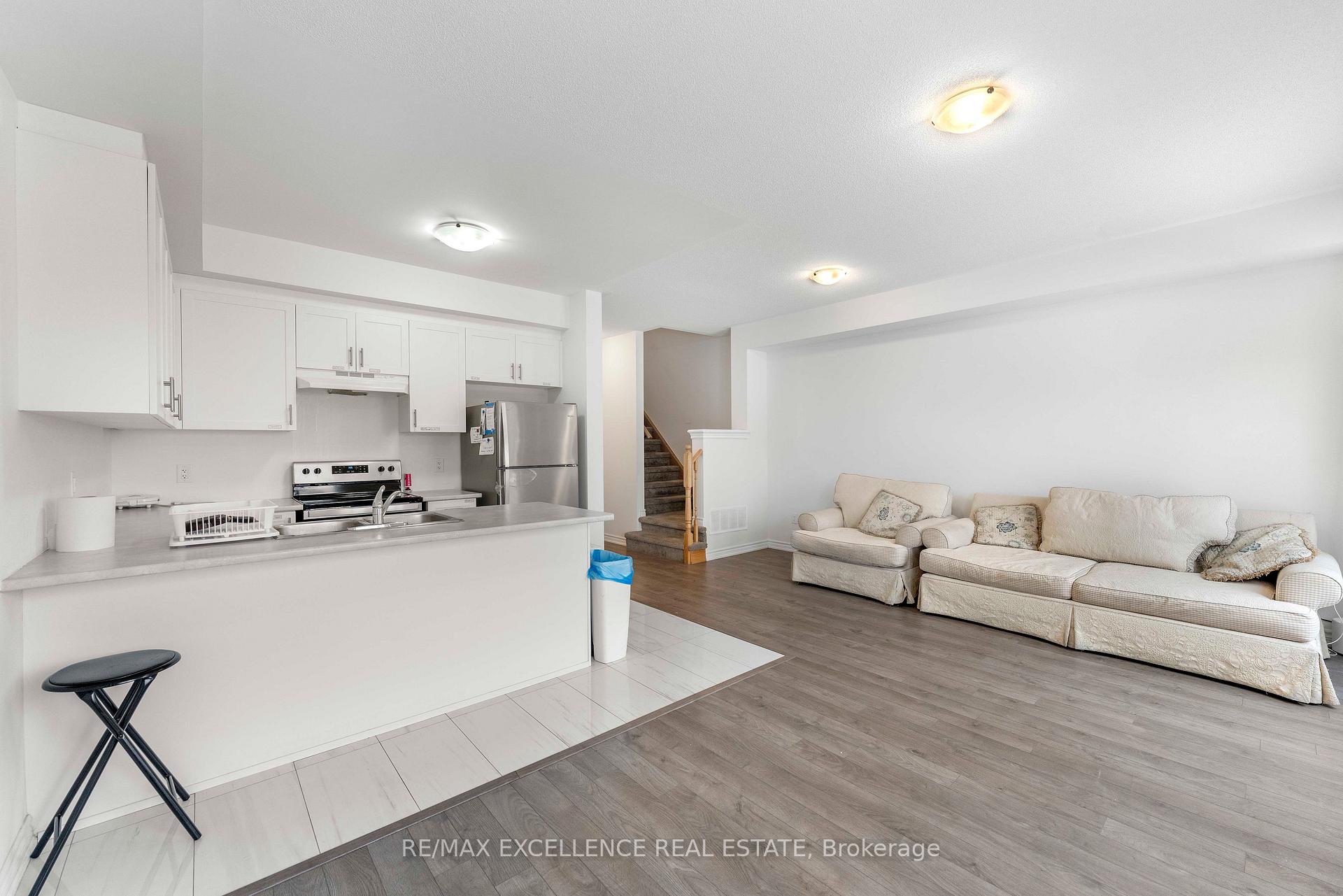 Photo 10 of 138 Winters Way, Shelburne — HOMEH