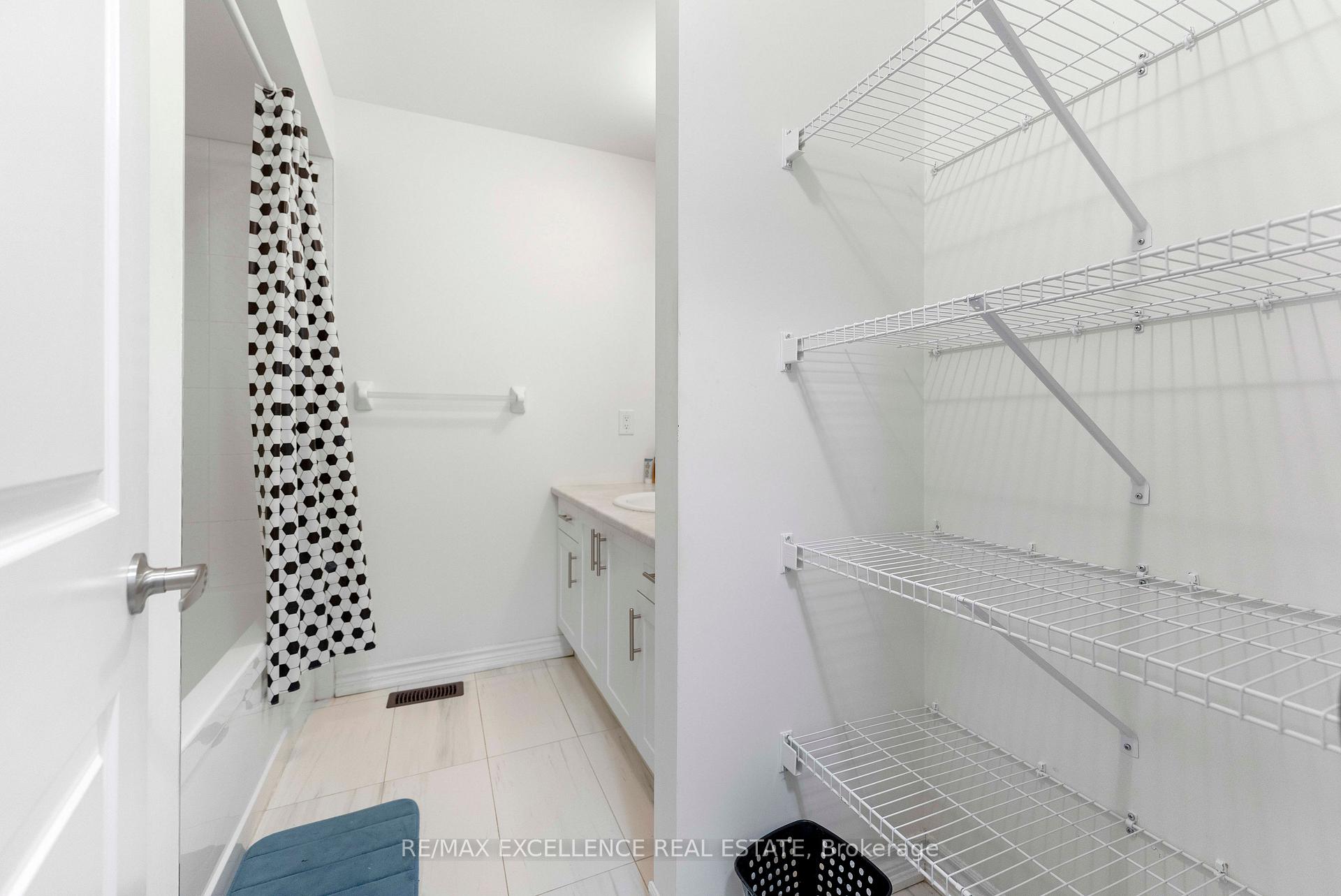 Photo 24 of 138 Winters Way, Shelburne — HOMEH