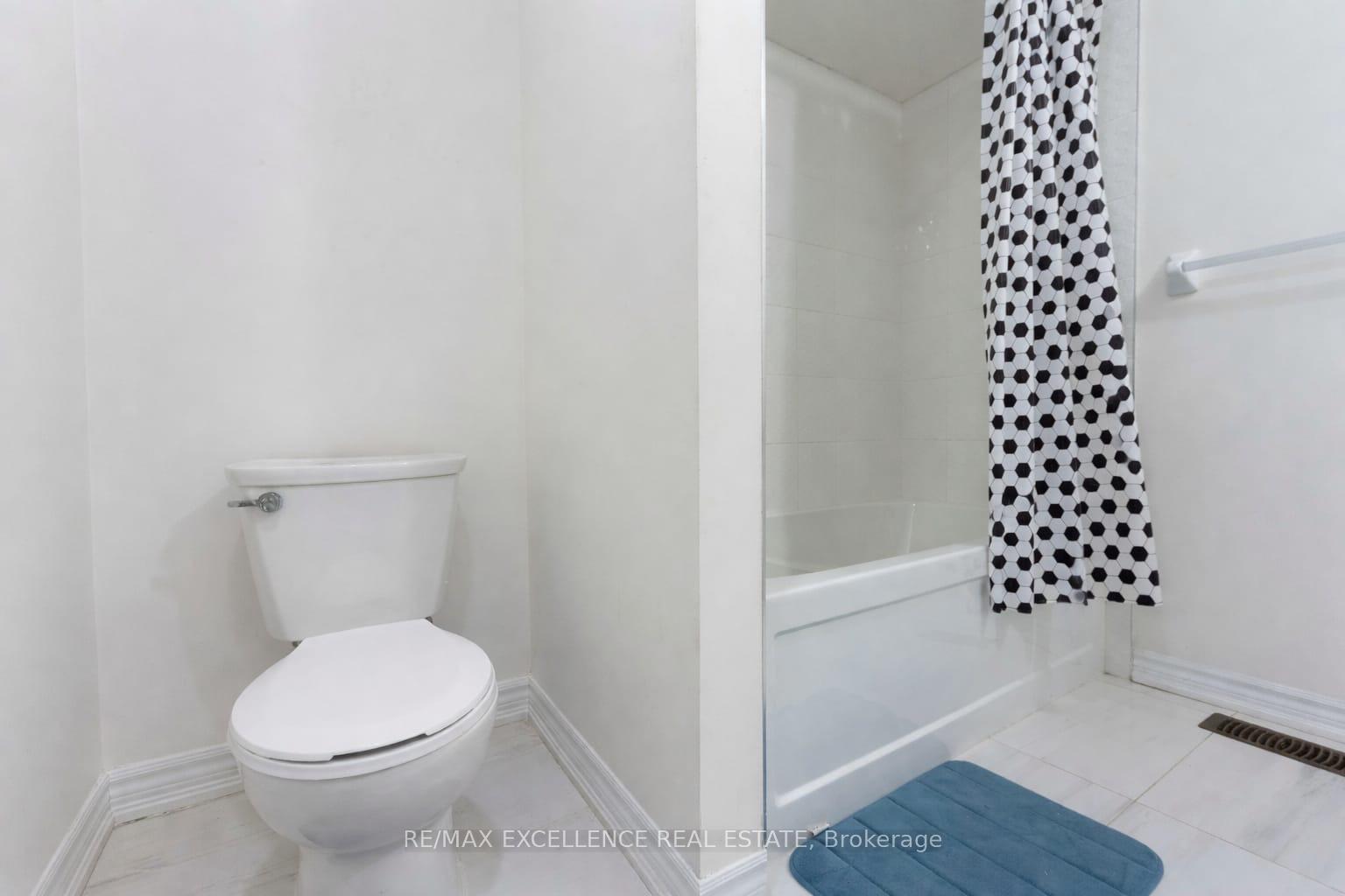 Photo 25 of 138 Winters Way, Shelburne — HOMEH