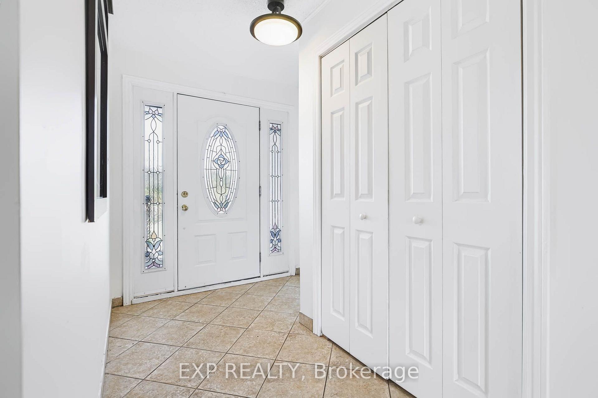 Photo 5 of 7389 Boundary Road, Russell, Russell Twp — HOMEH