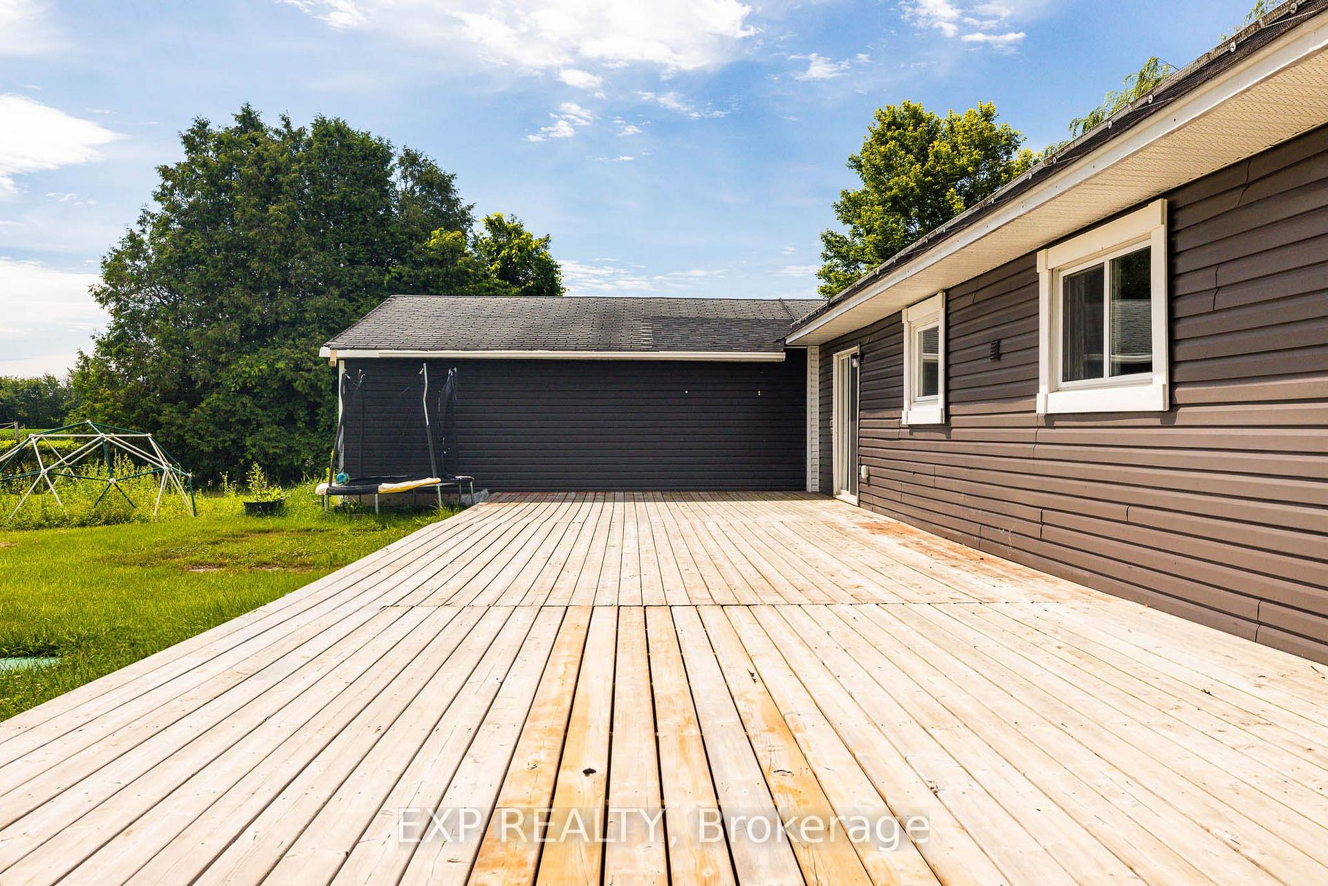 Photo 32 of 7389 Boundary Road, Russell, Russell Twp — HOMEH