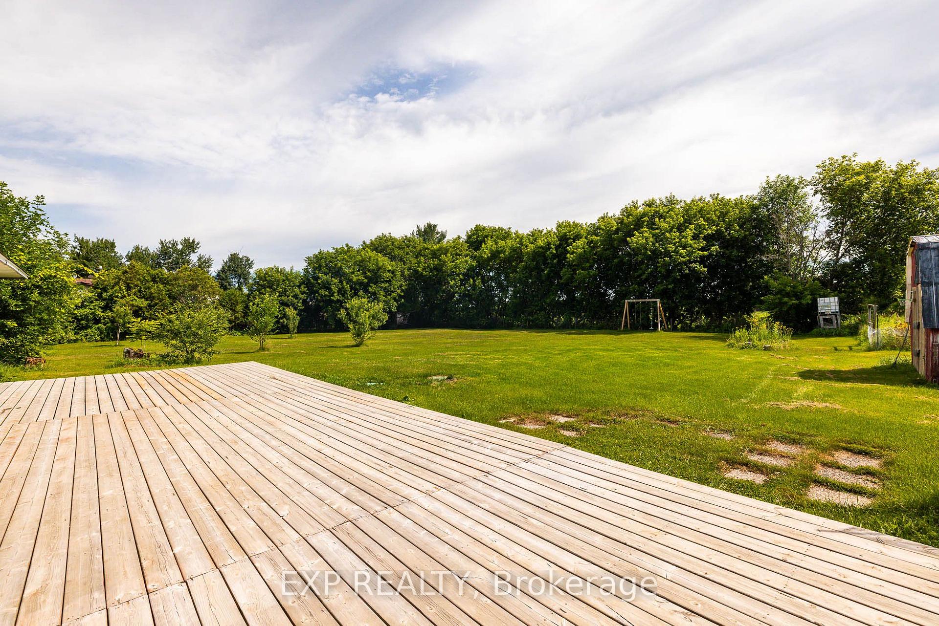 Photo 33 of 7389 Boundary Road, Russell, Russell Twp — HOMEH