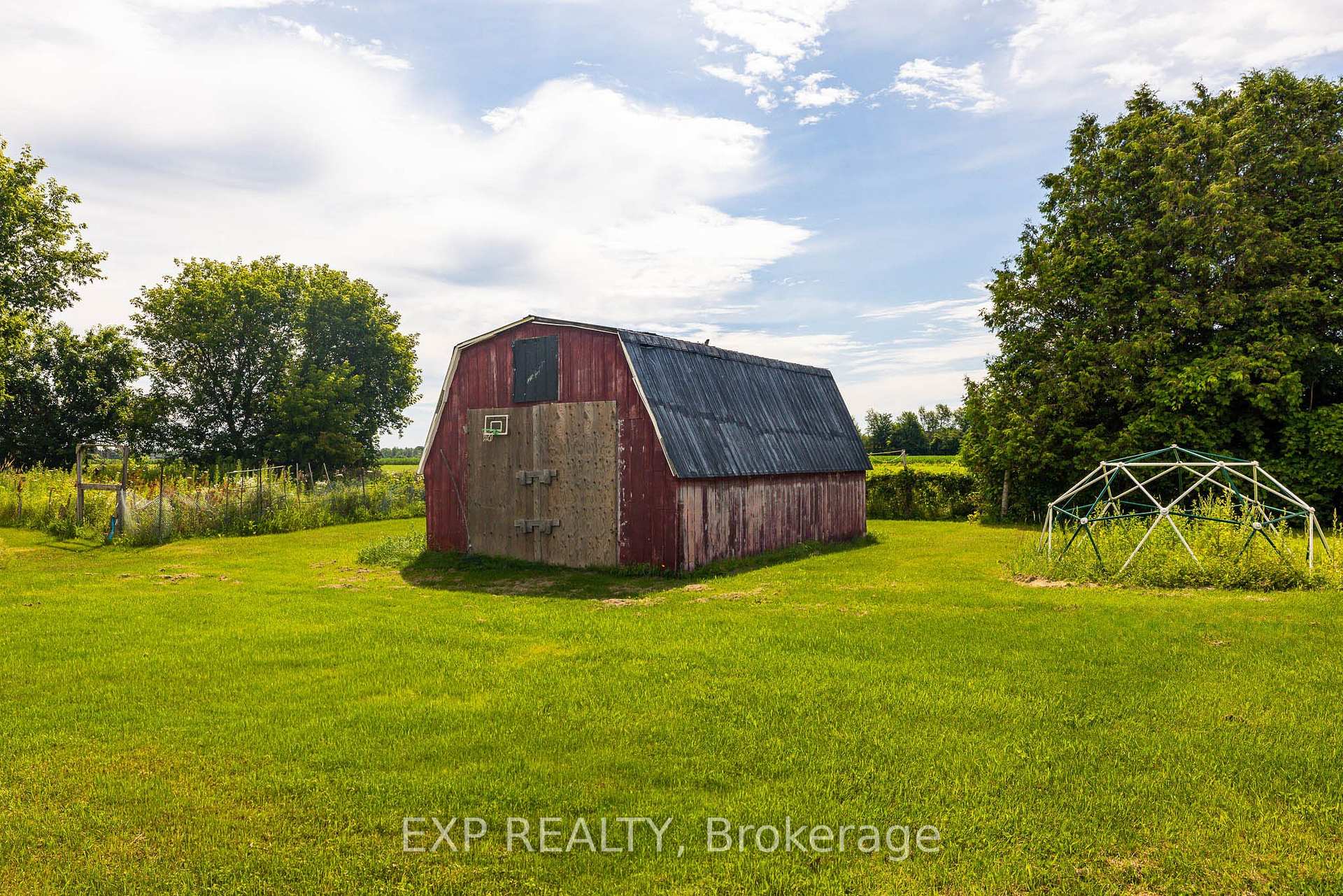 Photo 38 of 7389 Boundary Road, Russell, Russell Twp — HOMEH