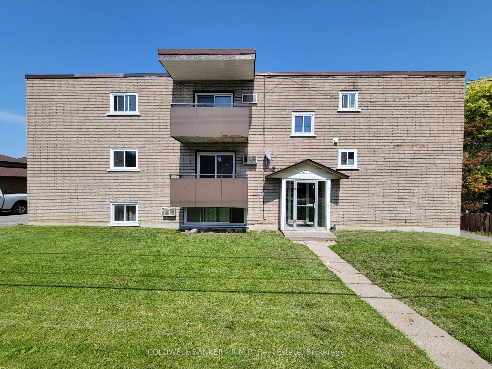 Front of Unit 1, 251 Liberty Street N