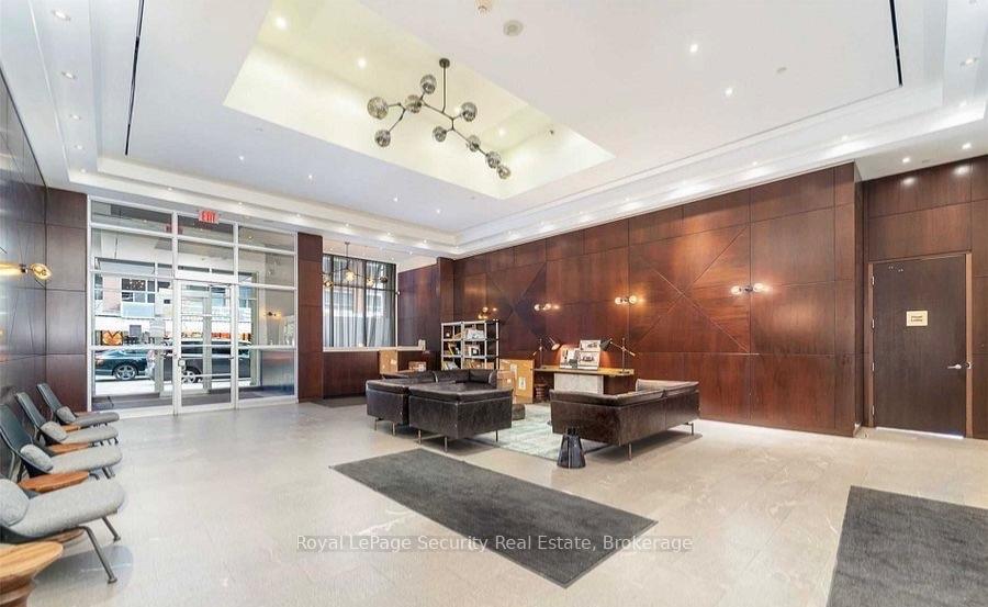 Photo 3 of Unit 1107, 36 Blue Jays Way, Toronto, Waterfront Communities — HOMEH