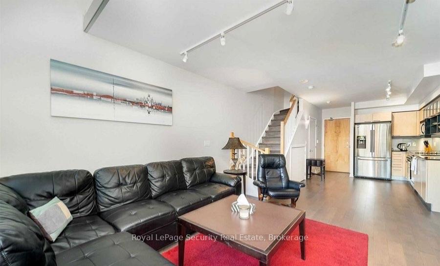 Photo 10 of Unit 1107, 36 Blue Jays Way, Toronto, Waterfront Communities — HOMEH