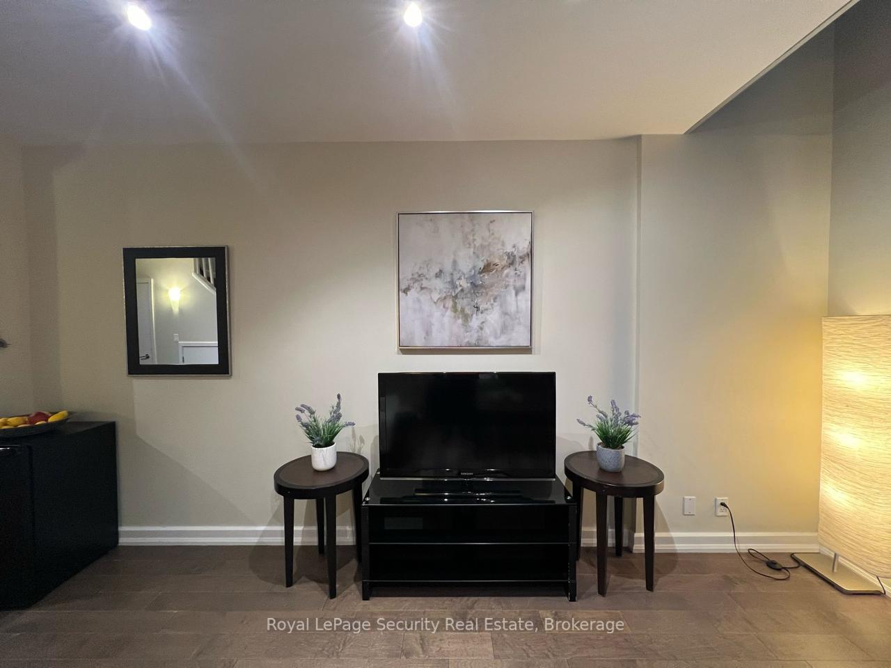 Photo 11 of Unit 1107, 36 Blue Jays Way, Toronto, Waterfront Communities — HOMEH