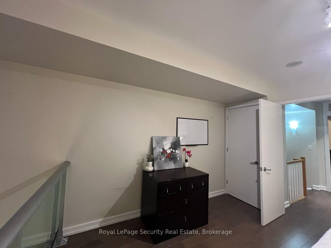 Photo 17 of Unit 1107, 36 Blue Jays Way, Toronto, Waterfront Communities — HOMEH
