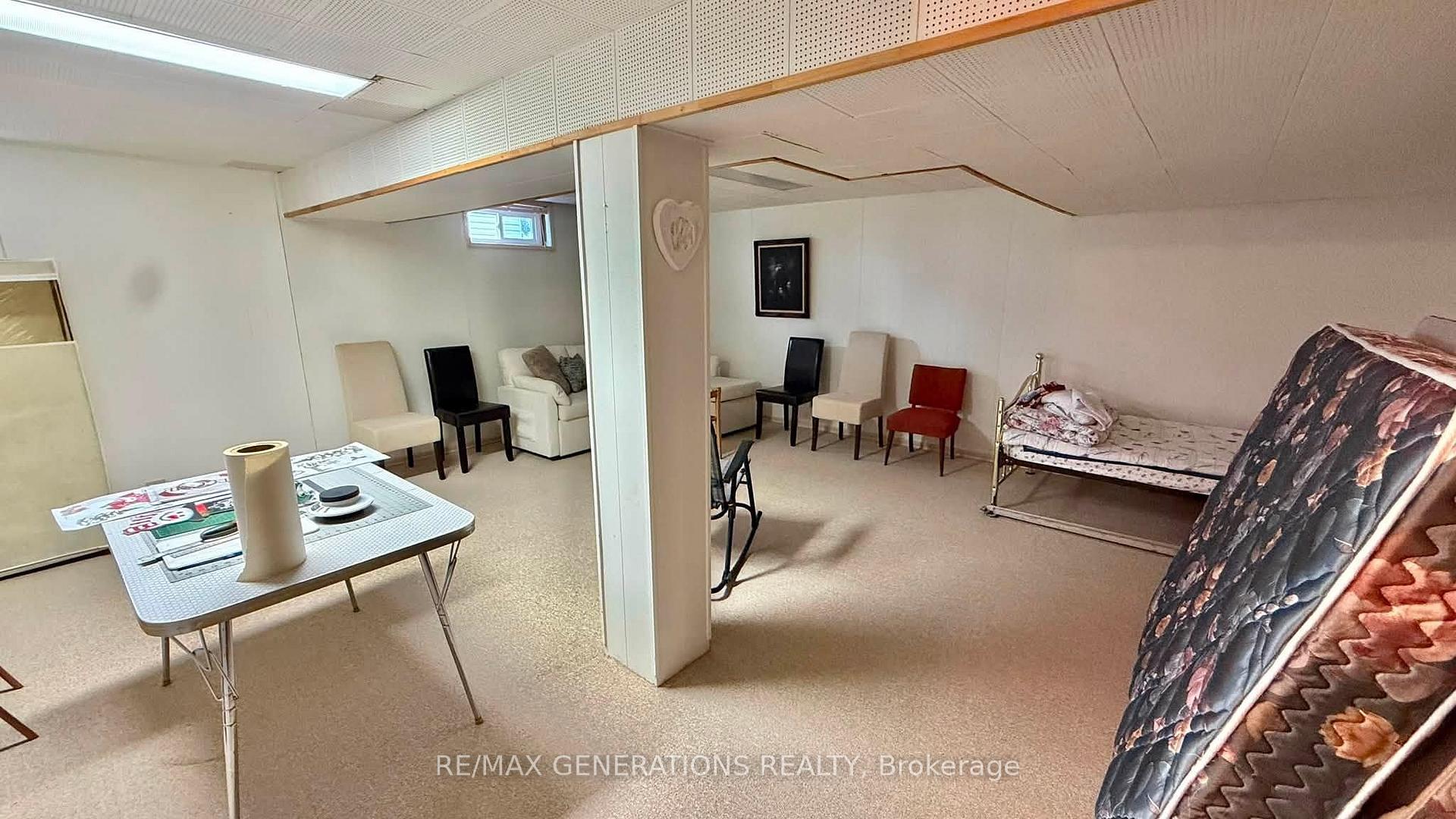 Photo 17 of 906 Home Avenue, Thunder Bay, Westfort — HOMEH