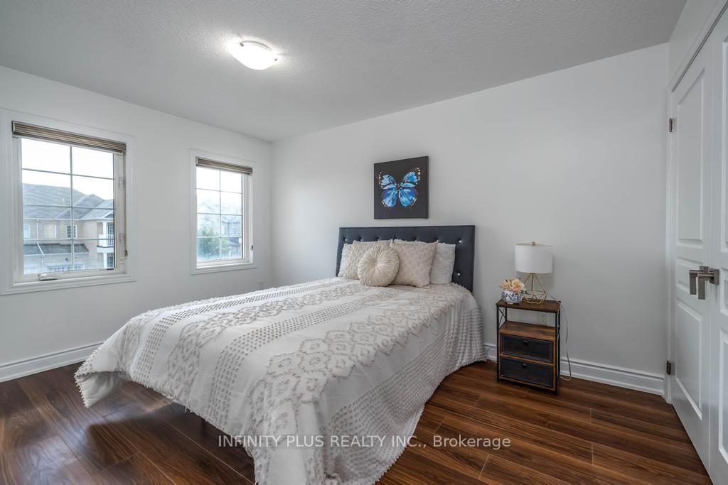 Photo 20 of 1 Ebury Drive, Brampton, Credit Valley — HOMEH