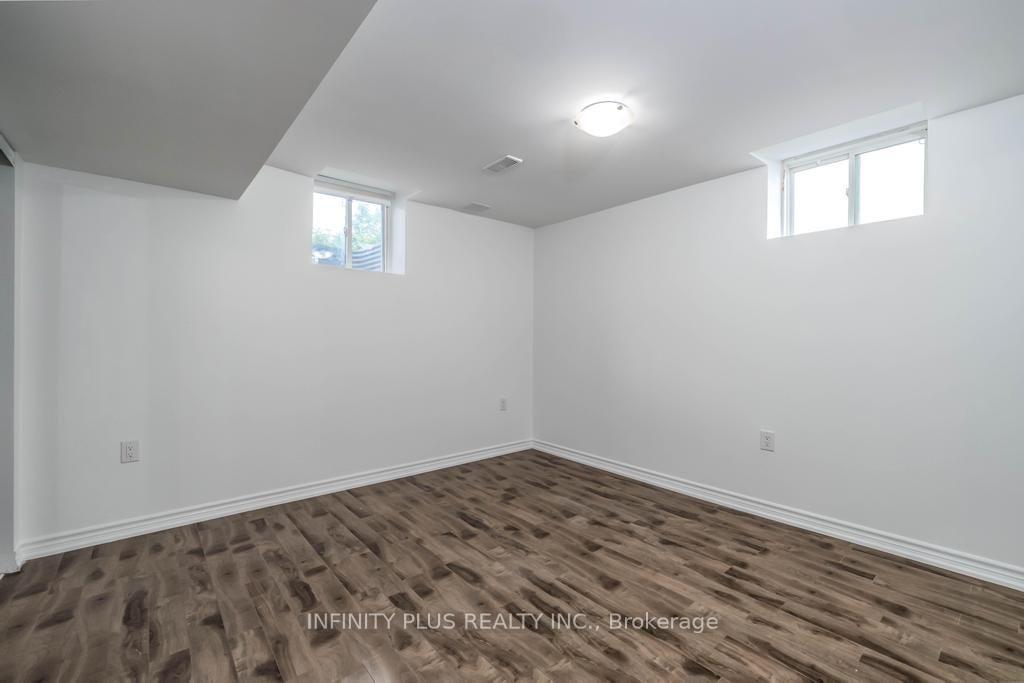 Photo 31 of 1 Ebury Drive, Brampton, Credit Valley — HOMEH