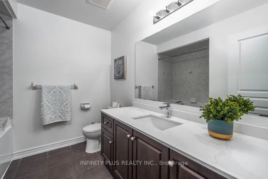 Photo 21 of 1 Ebury Drive, Brampton, Credit Valley — HOMEH