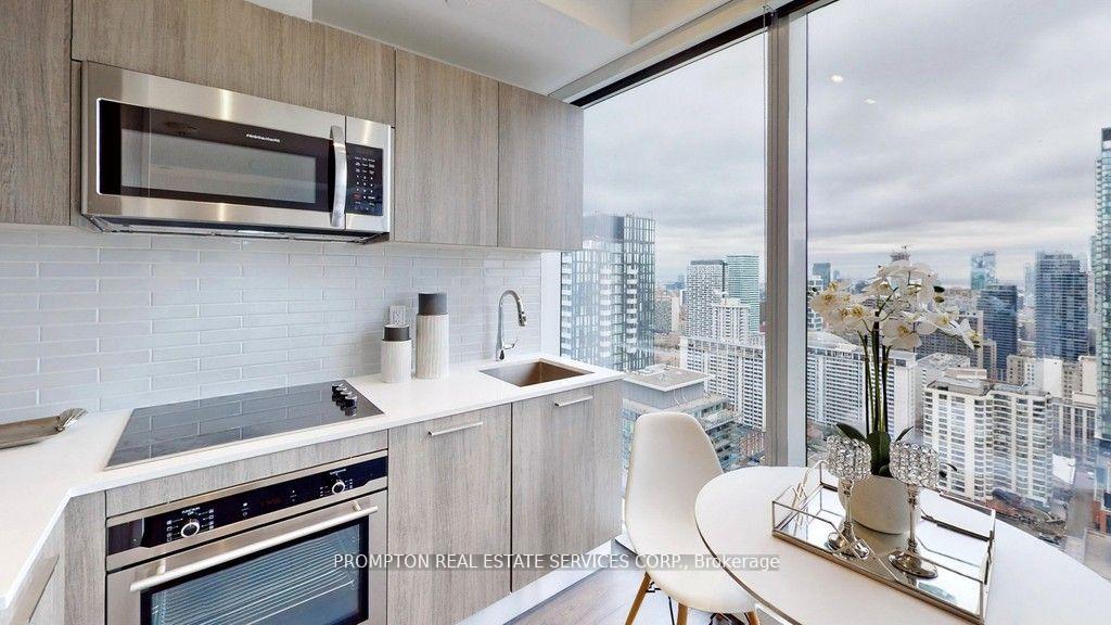 Photo 10 of Unit 1808, 3 Gloucester Street, Toronto, Church-Yonge Corridor — HOMEH