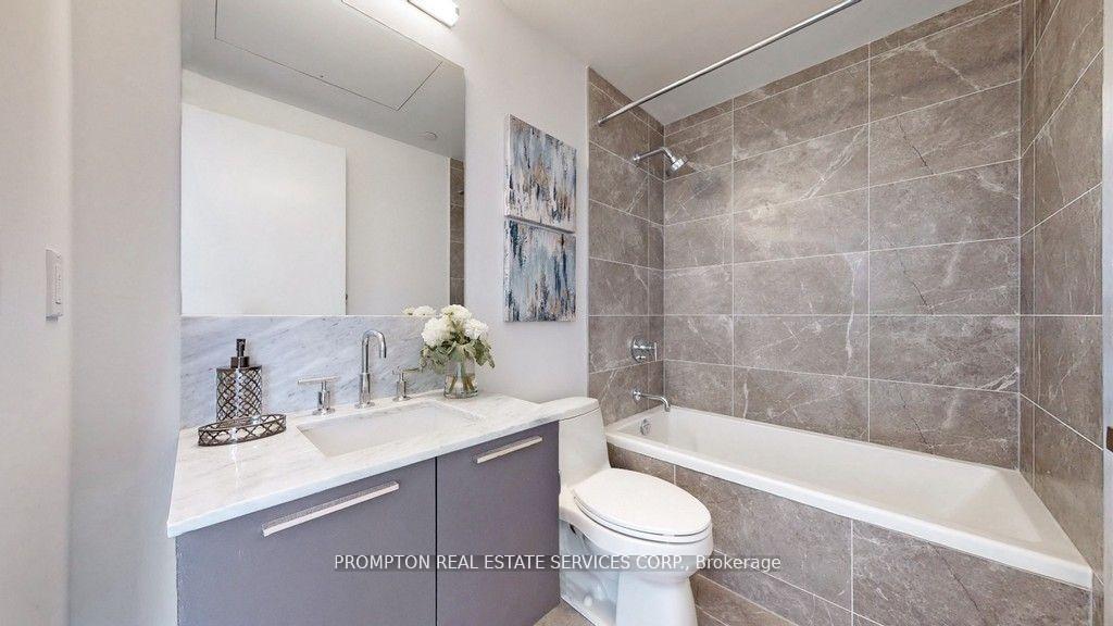 Photo 14 of Unit 1808, 3 Gloucester Street, Toronto, Church-Yonge Corridor — HOMEH