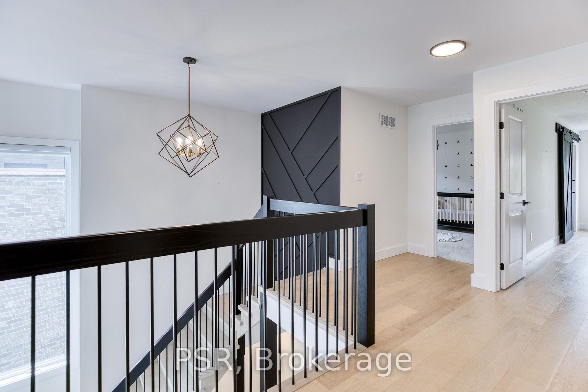 Photo 20 of 577 Doonwoods Crescent, Kitchener, Doon South — HOMEH