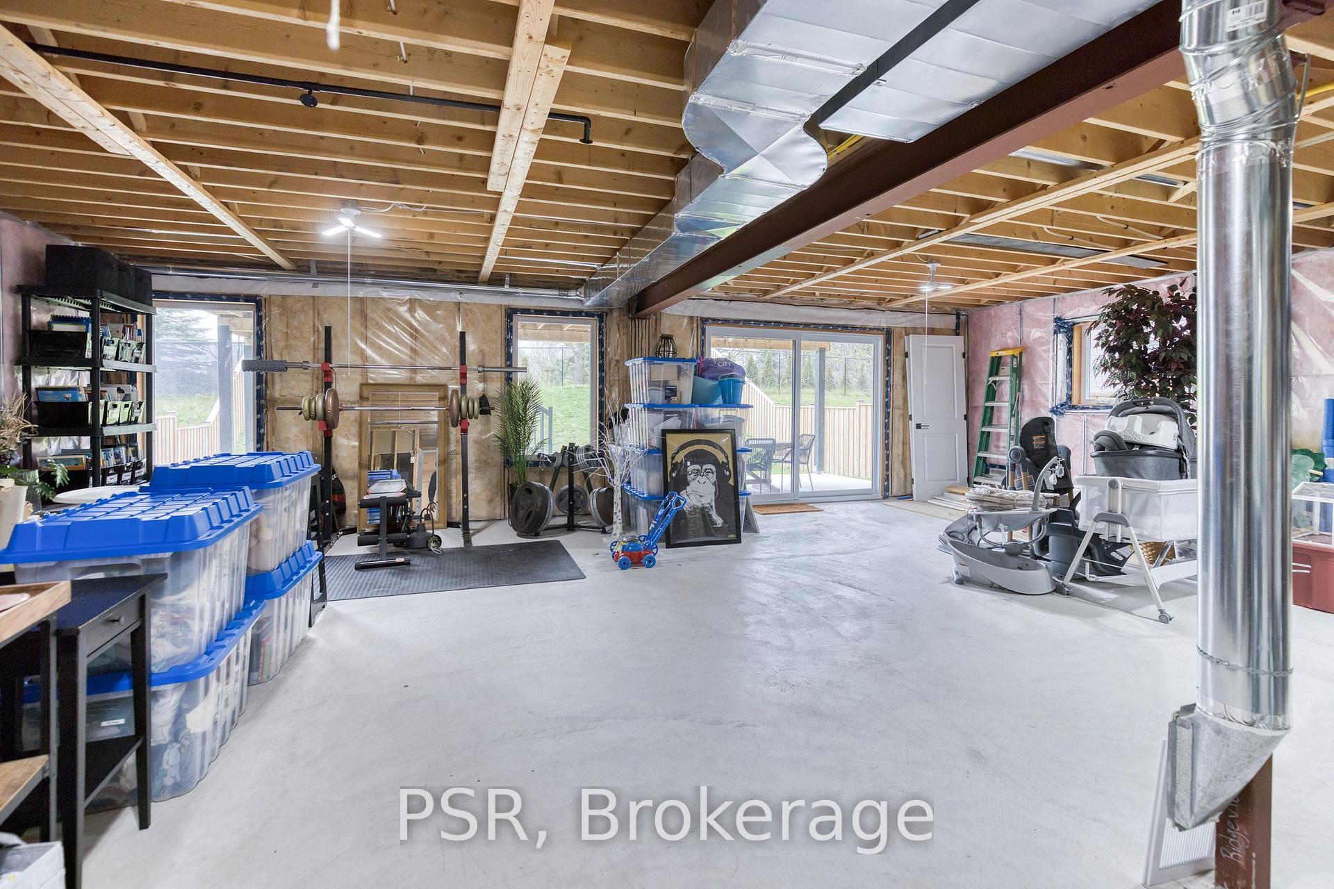 Photo 35 of 577 Doonwoods Crescent, Kitchener, Doon South — HOMEH