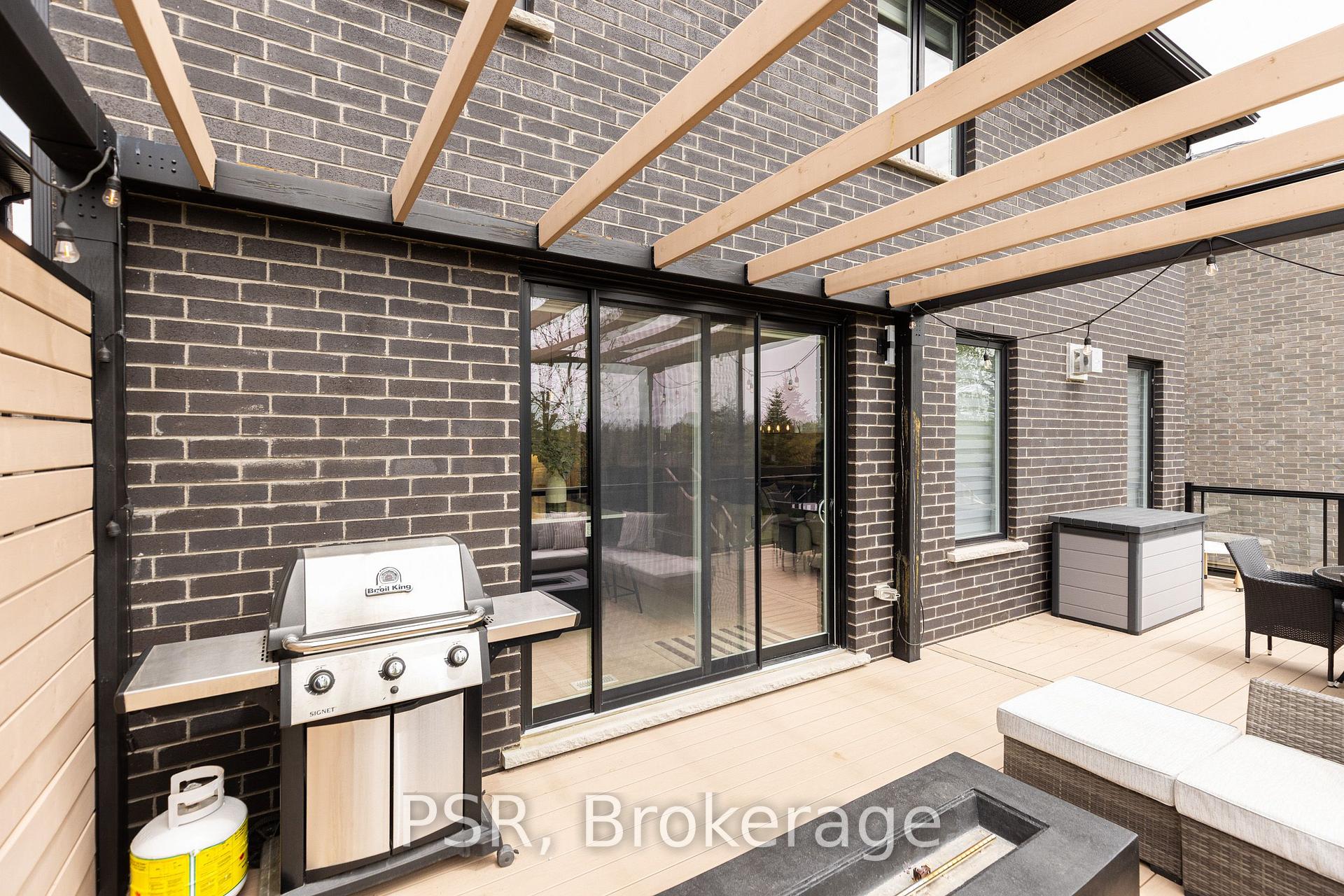 Photo 36 of 577 Doonwoods Crescent, Kitchener, Doon South — HOMEH