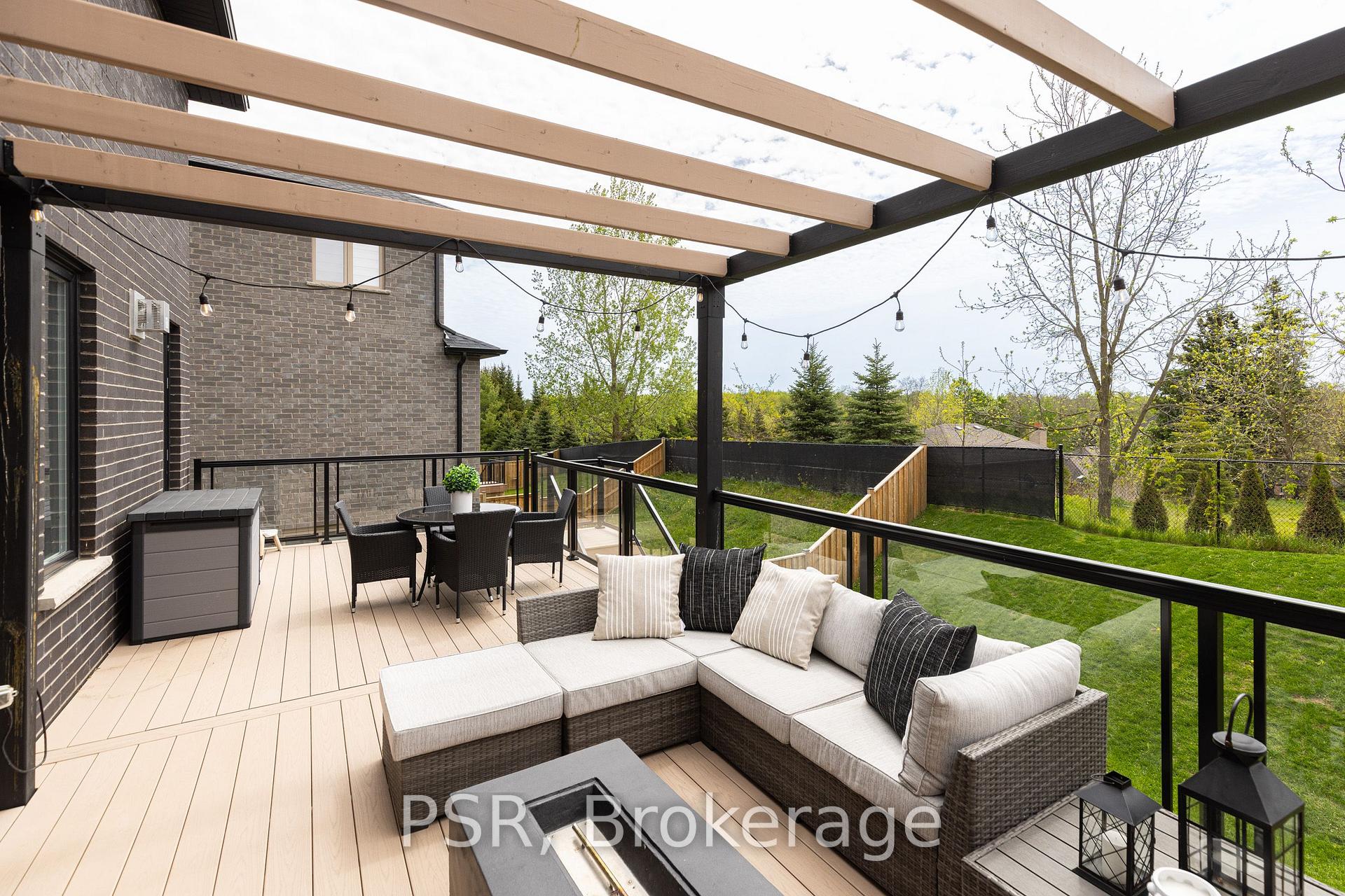 Photo 38 of 577 Doonwoods Crescent, Kitchener, Doon South — HOMEH