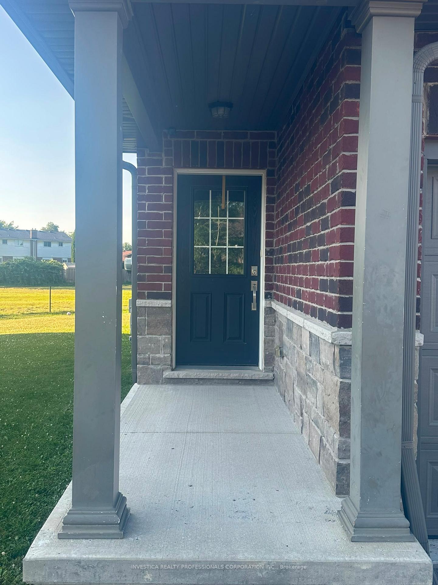 Photo 3 of 8029 Cole Court, Niagara Falls, Oldfield — HOMEH
