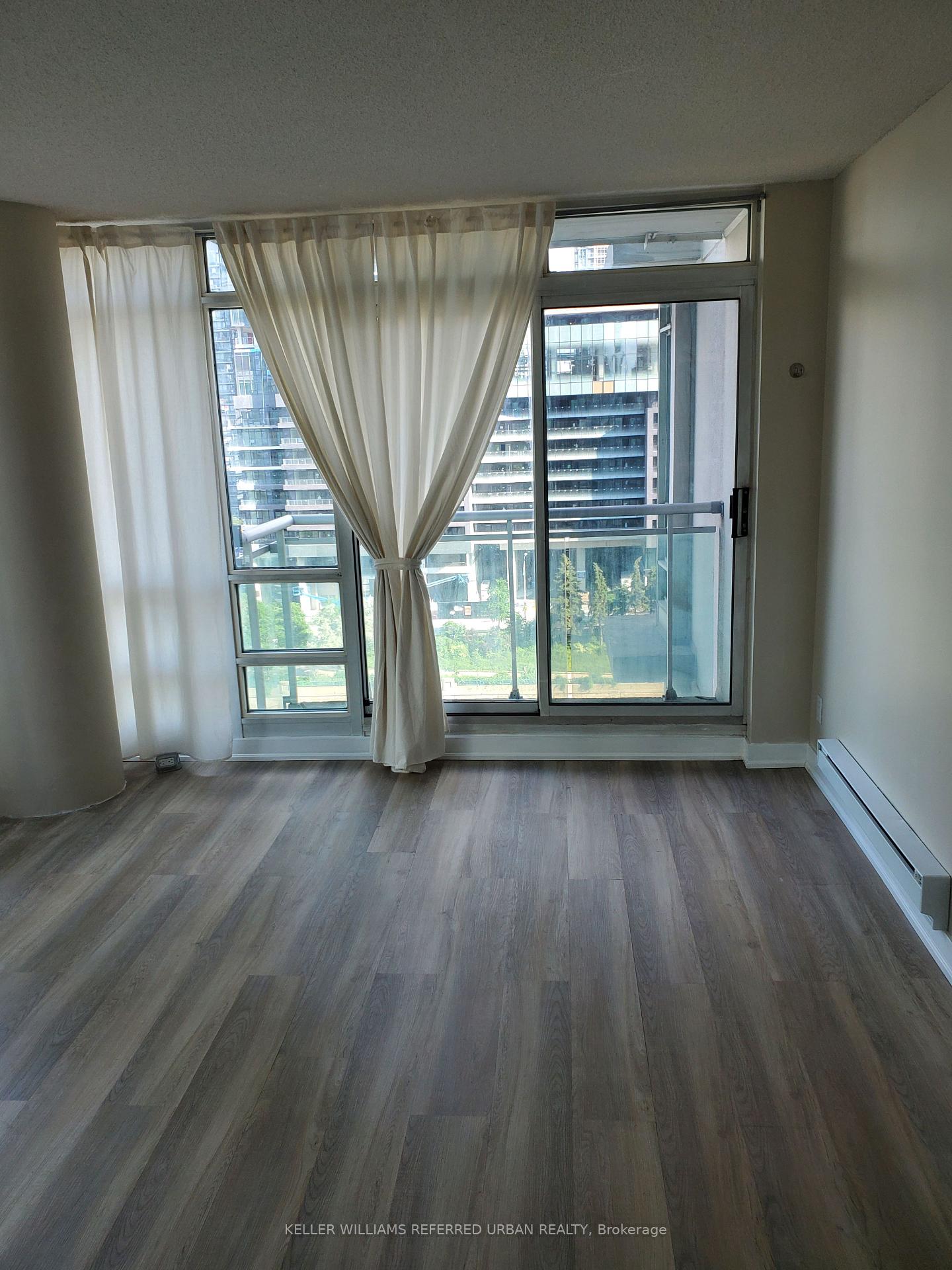 Photo 9 of Unit 1210, 397 Front Street W, Toronto, Waterfront Communities — HOMEH