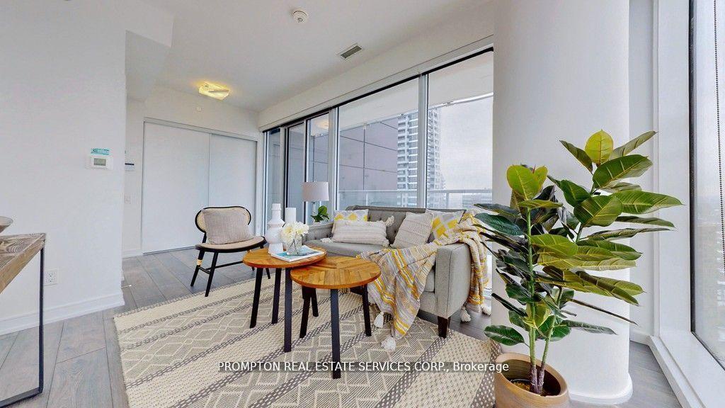 Photo 14 of Unit 3701, 3 Gloucester Street, Toronto, Church-Yonge Corridor — HOMEH