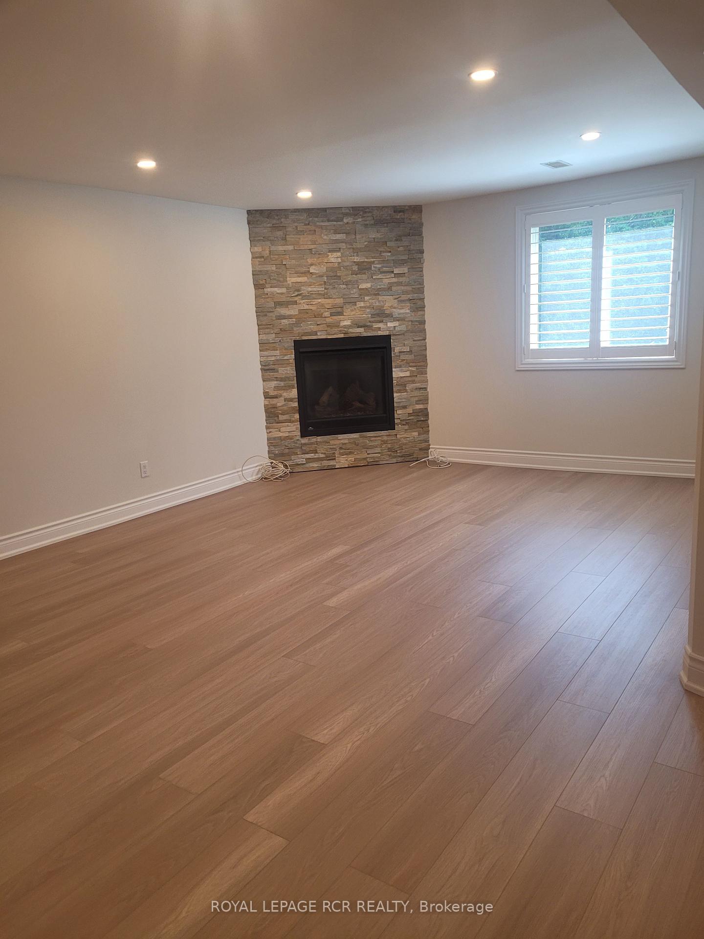 Photo 8 of 130 Widdifield Avenue, Newmarket, Armitage — HOMEH