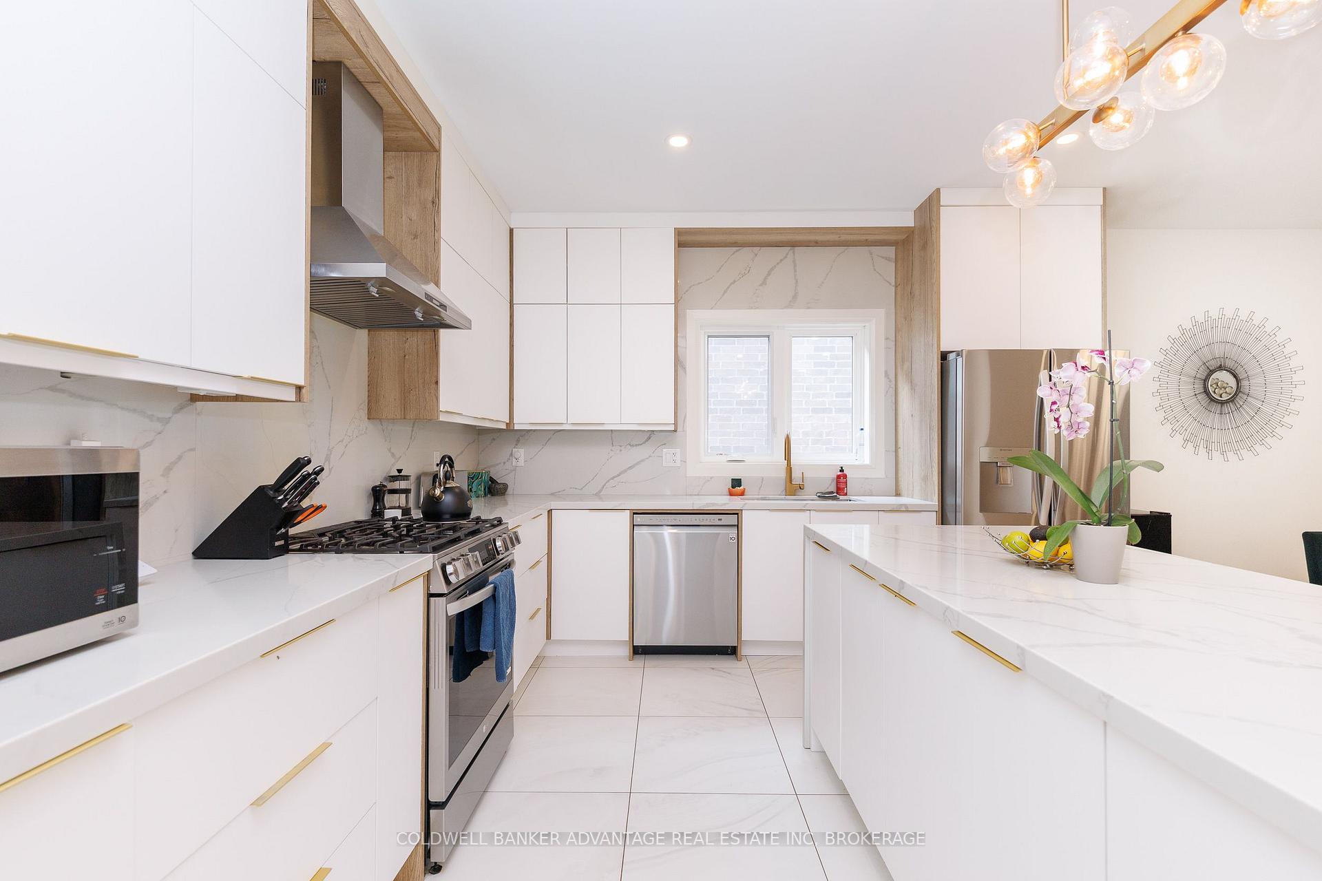 Photo 10 of 445 Julia Drive, Welland, Coyle Creek — HOMEH